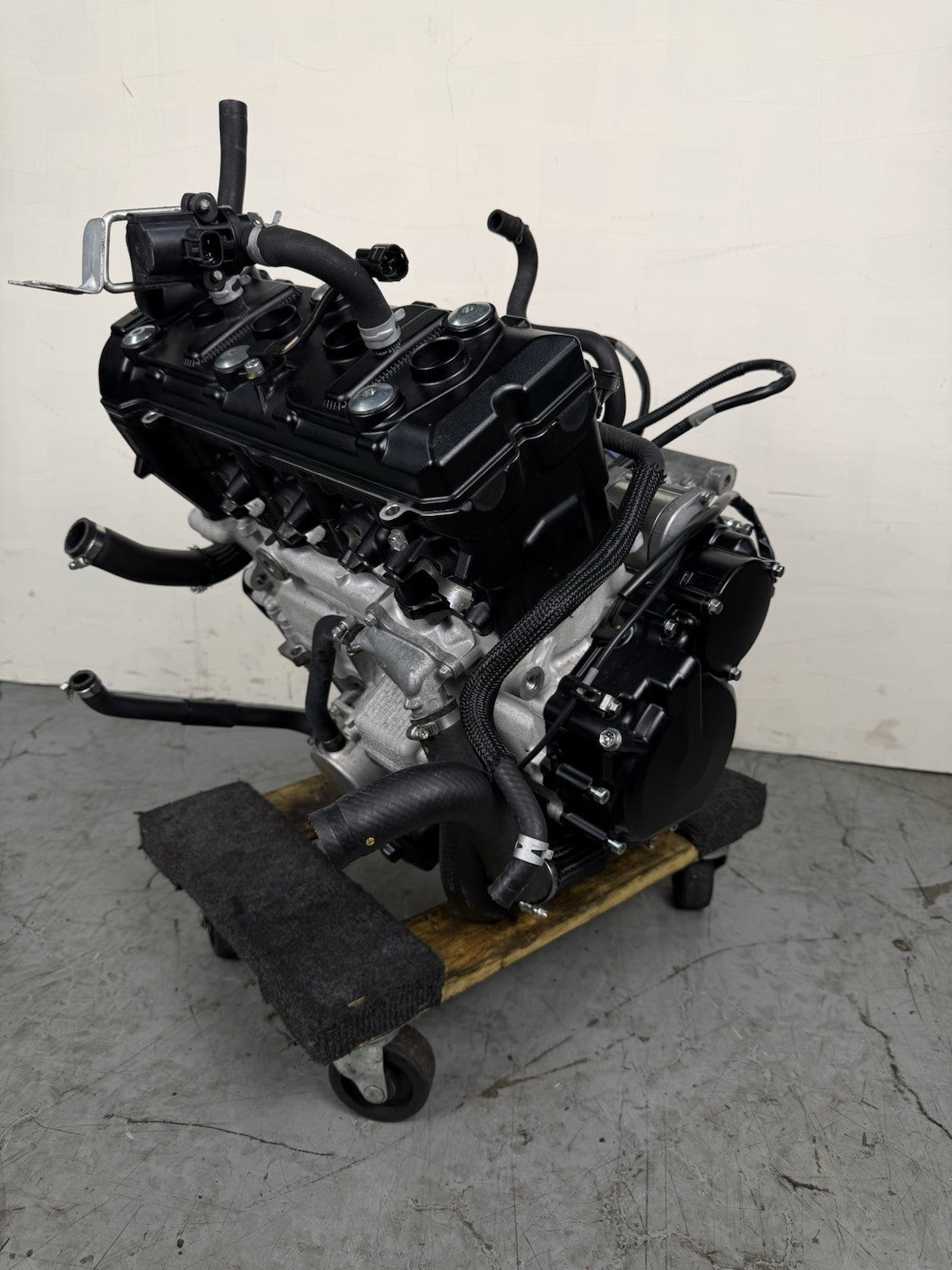 2011 - 2026 SUZUKI GSXR600 ENGINE MOTOR *LOW MILES* TRANSMISSON CRANK CASE