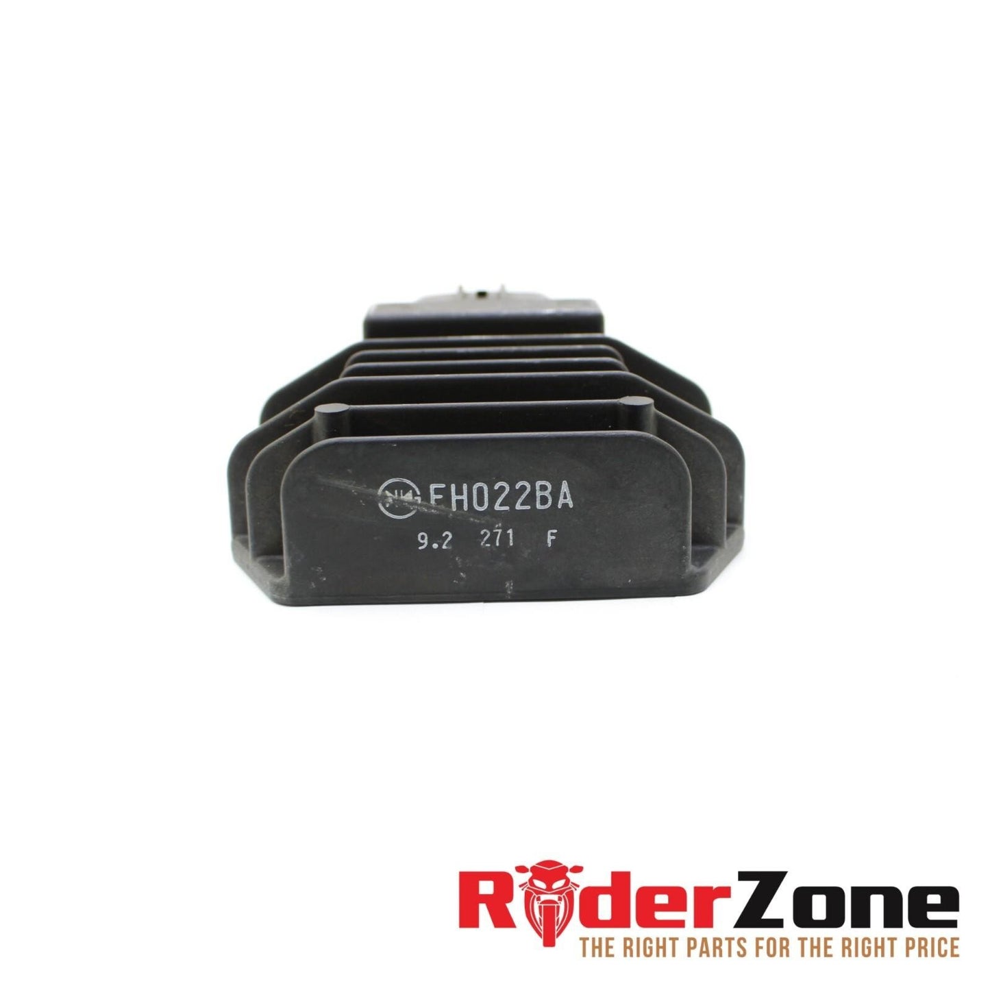 2015 - 2019 YAMAHA YZF R1 R1S R1M RECTIFIER VOLTAGE REGULATOR BOLTS ELECTICAL OE