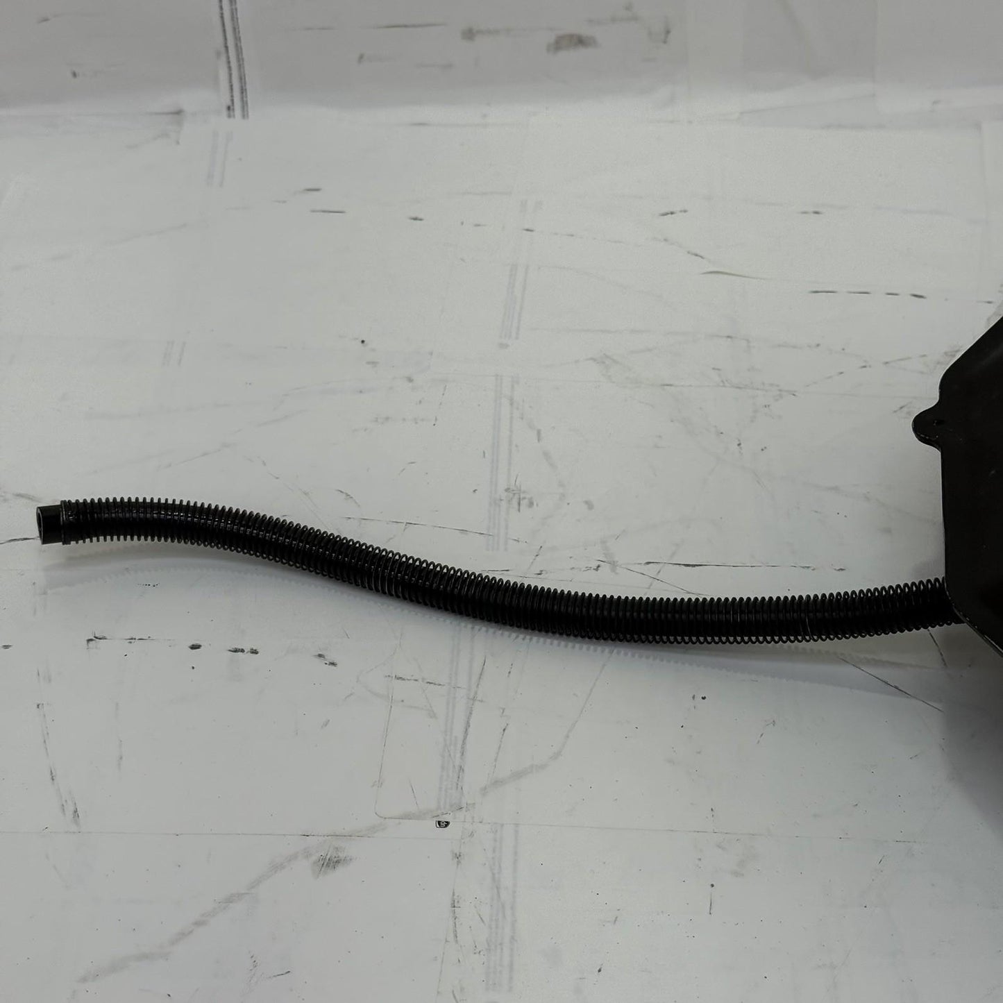 2004 - 2009 YAMAHA YFZ450 OIL TANK Recovery Expansion Reservoir Line Dip