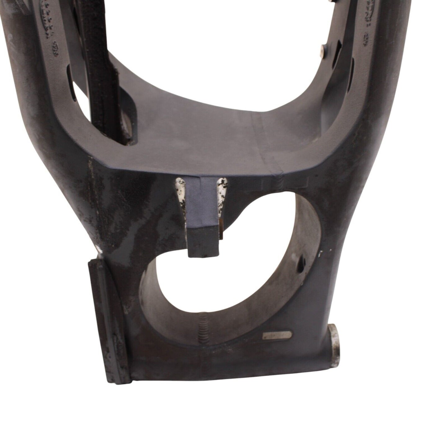 2006 - 2008 TRIUMPH DAYTONA 675 SWINGARM REAR MOUNT BRACKET STOCK *SCUFFED*