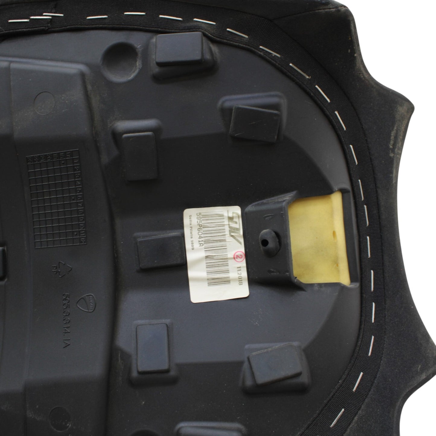 2018 - 2024 DUCATI PANIGALE V4 V4S SEAT FRONT RIDER CUSHION STOCK BLACK