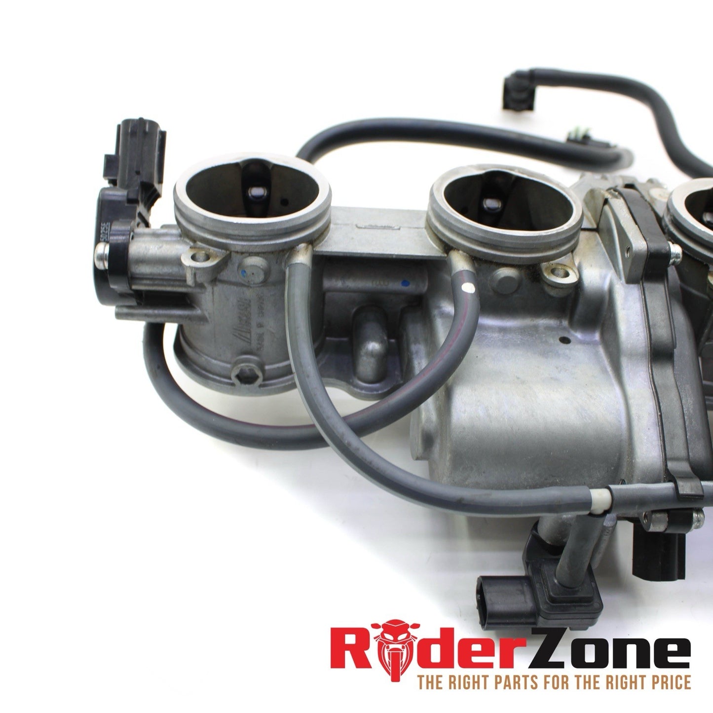 2016 - 2018 YAMAHA YZF R1S MAIN THROTTLE BODY FUEL INJECTORS SILVER FUEL LINE