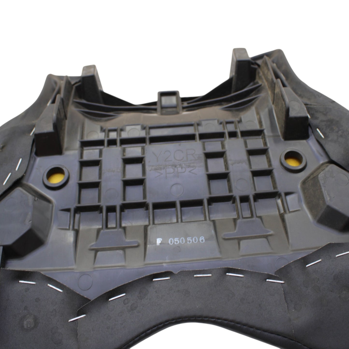 2020 - 2024 YAMAHA YZF R1 R1M FRONT DRIVER SEAT PAD PILLION SADDLE BLACK OEM