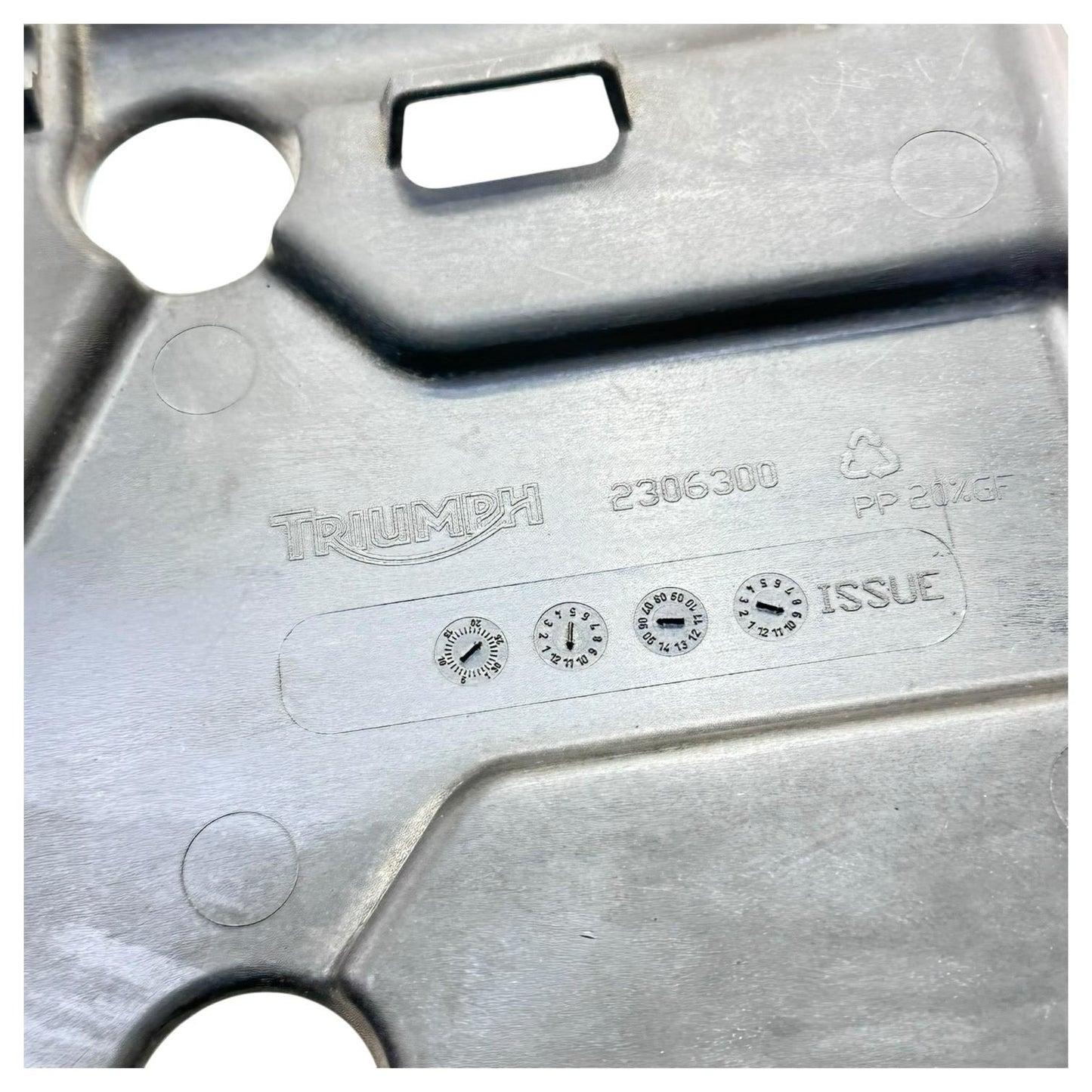 2006 - 2008 TRIUMPH DAYTONA 675 REAR BATTERY TRAY UNDERTAIL BACK TAIL STOCK OEM