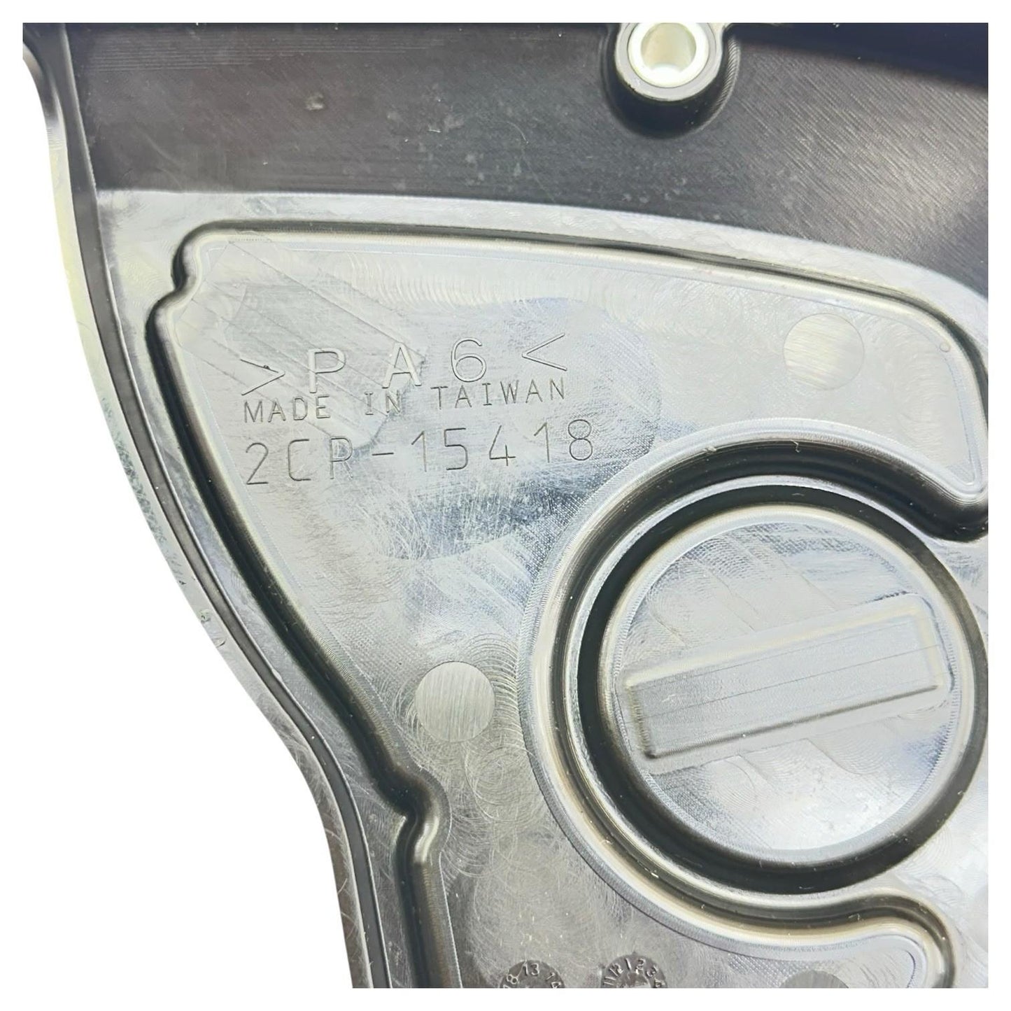 2015 - 2019 YAMAHA YZF R1 ENGINE MOTOR SPROCKET COVER CHAIN BUFFER SLIDER GUIDE