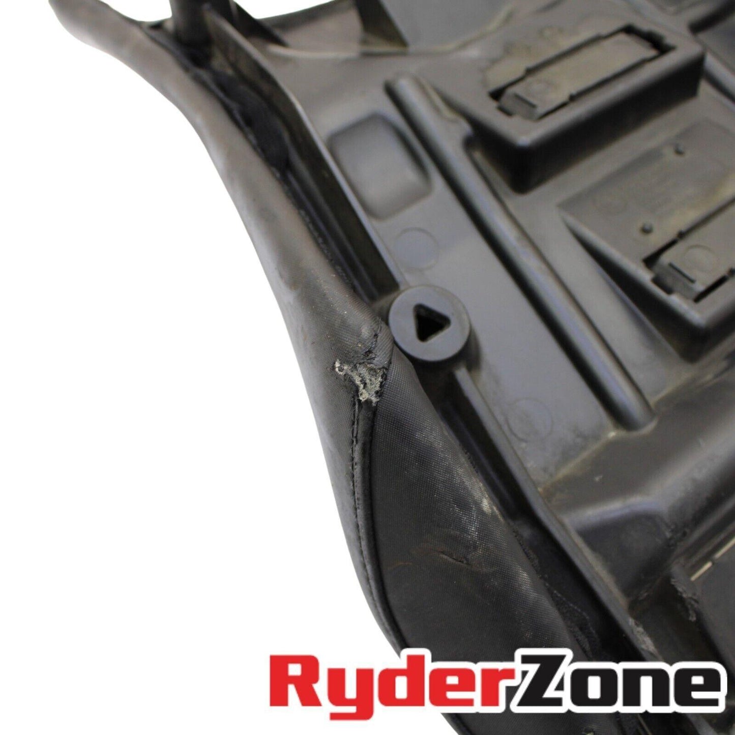 2009 - 2014 BMW S1000RR SEAT DRIVERS FRONT SEAT CUSHION BLACK *DAMAGED*