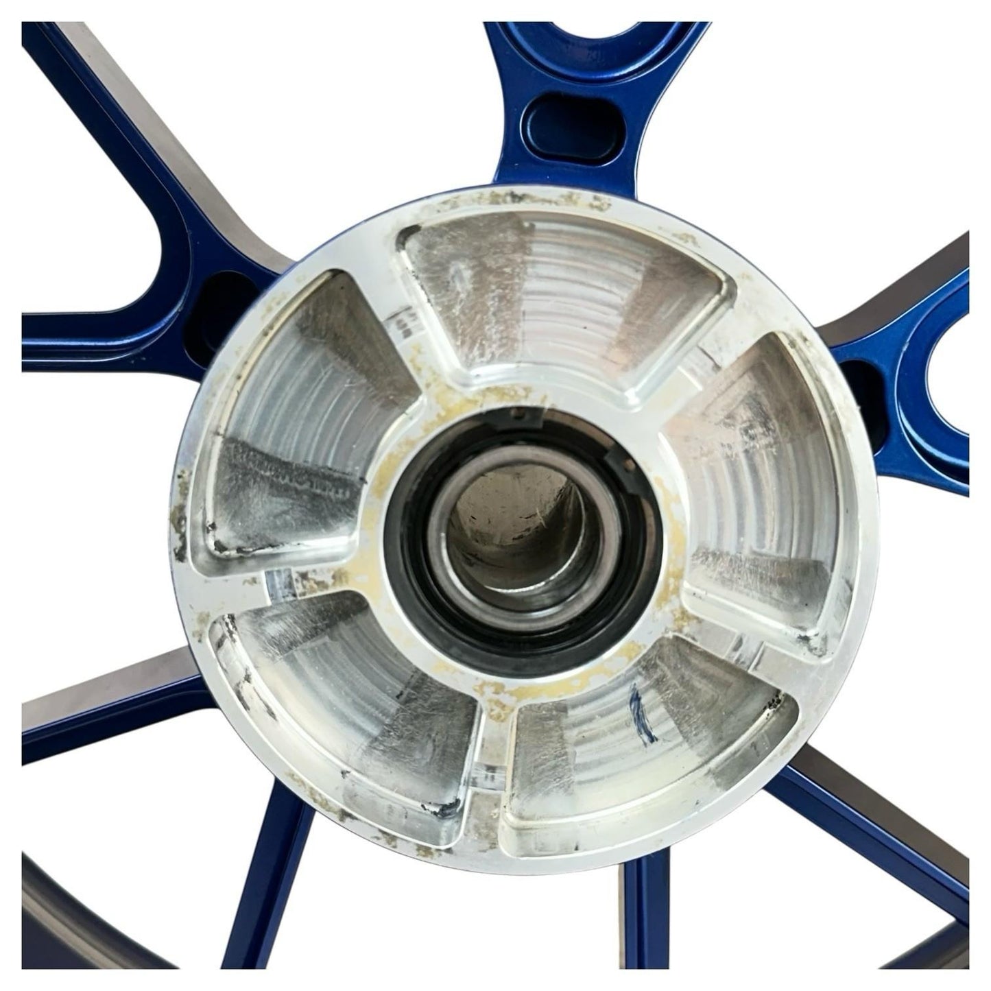 2005 2006 SUZUKI GSXR 1000 REAR WHEEL RIM BACK TIRE RUBBER BLUE MARCHESINI