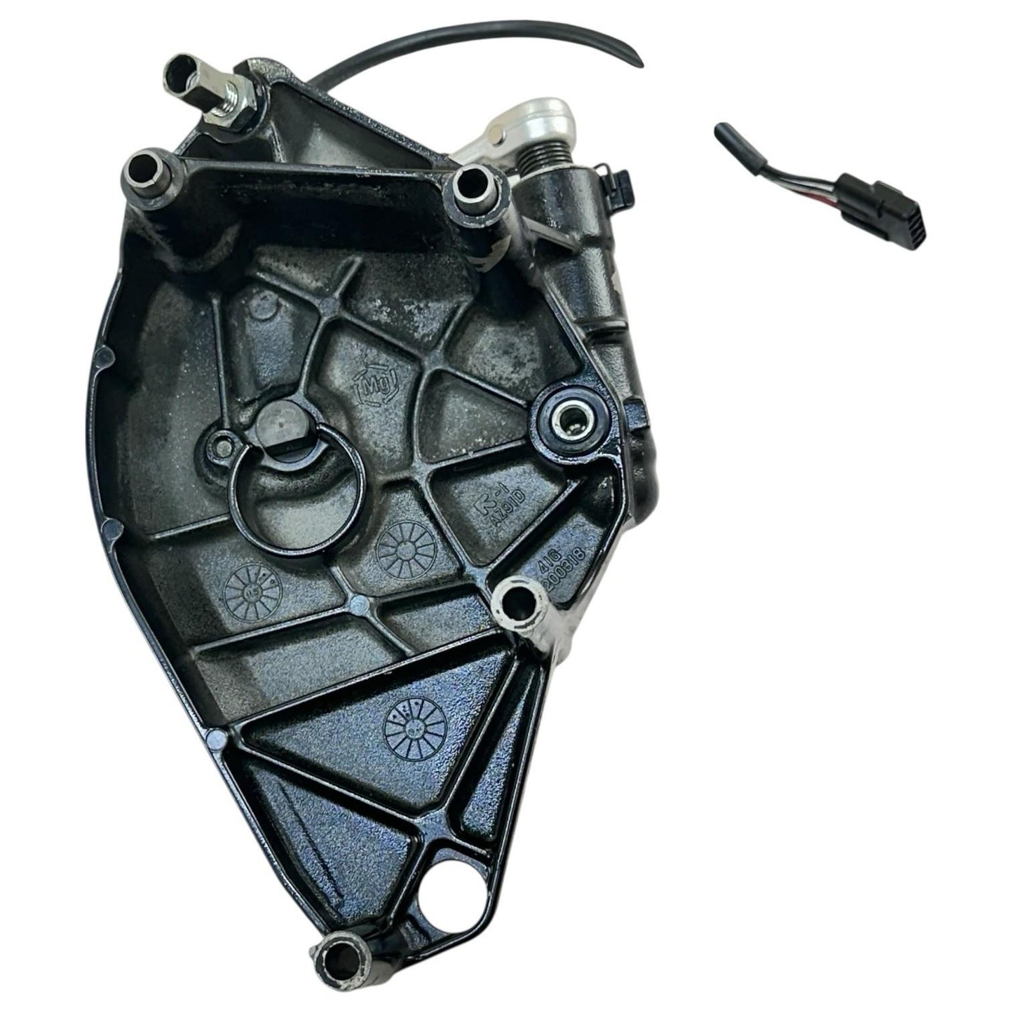 2005 2006 SUZUKI GSXR 1000 SPROCKET COVER FRONT BOLTS COVER STOCK OEM