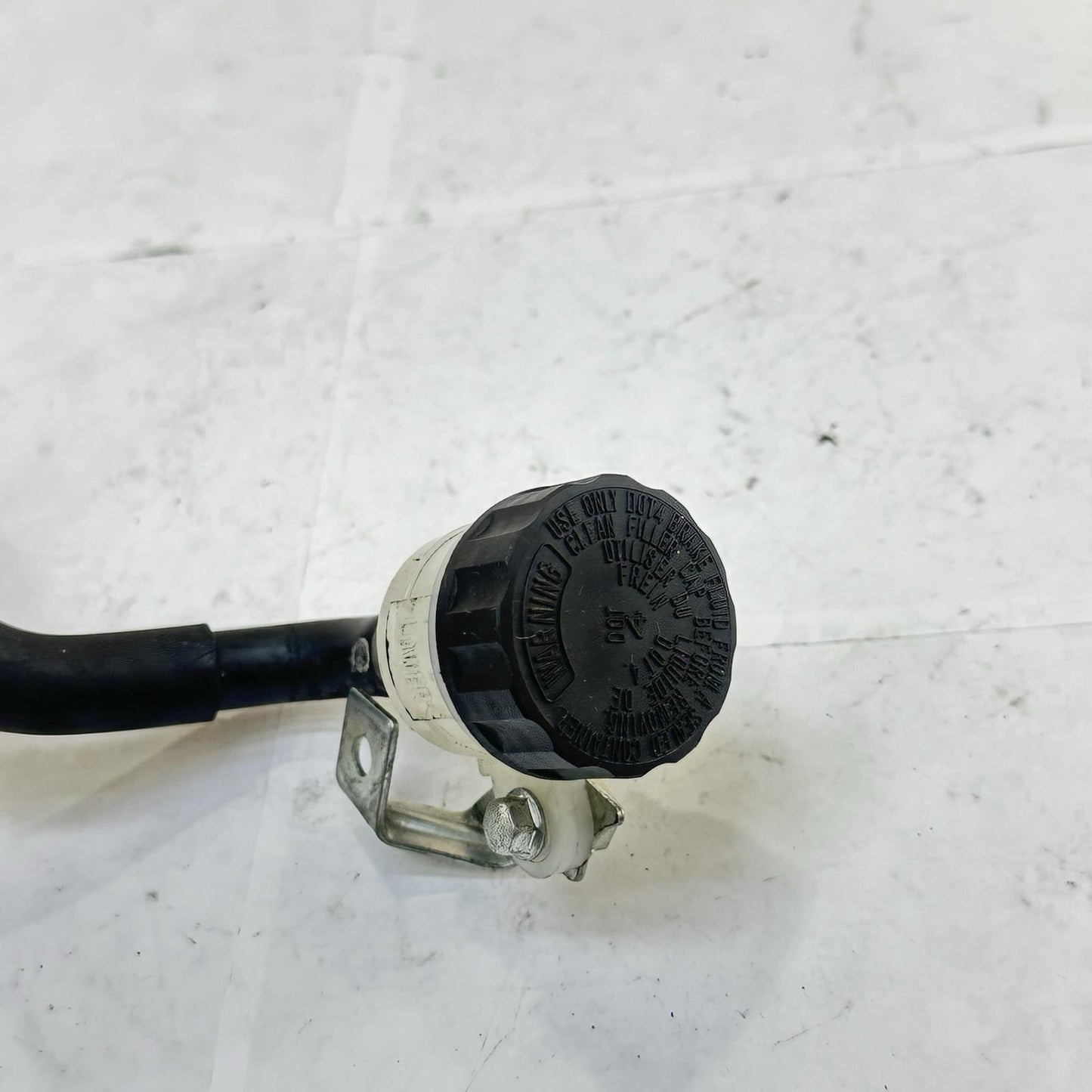 2011 - 2022 SUZUKI GSXR 600 GSXR 750 REAR MASTER CYLINDER BACK BRAKE RESERVOIR