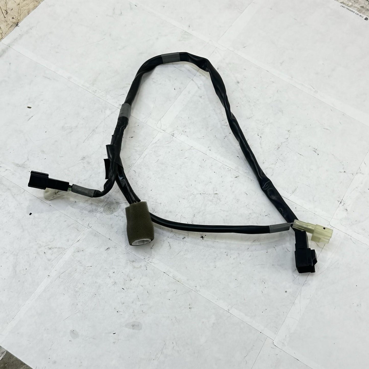 2011 - 2022 SUZUKI GSXR 600 GSXR 750 TAIL LIGHT HARNESS REAR BRAKE LAMP WIRE OEM