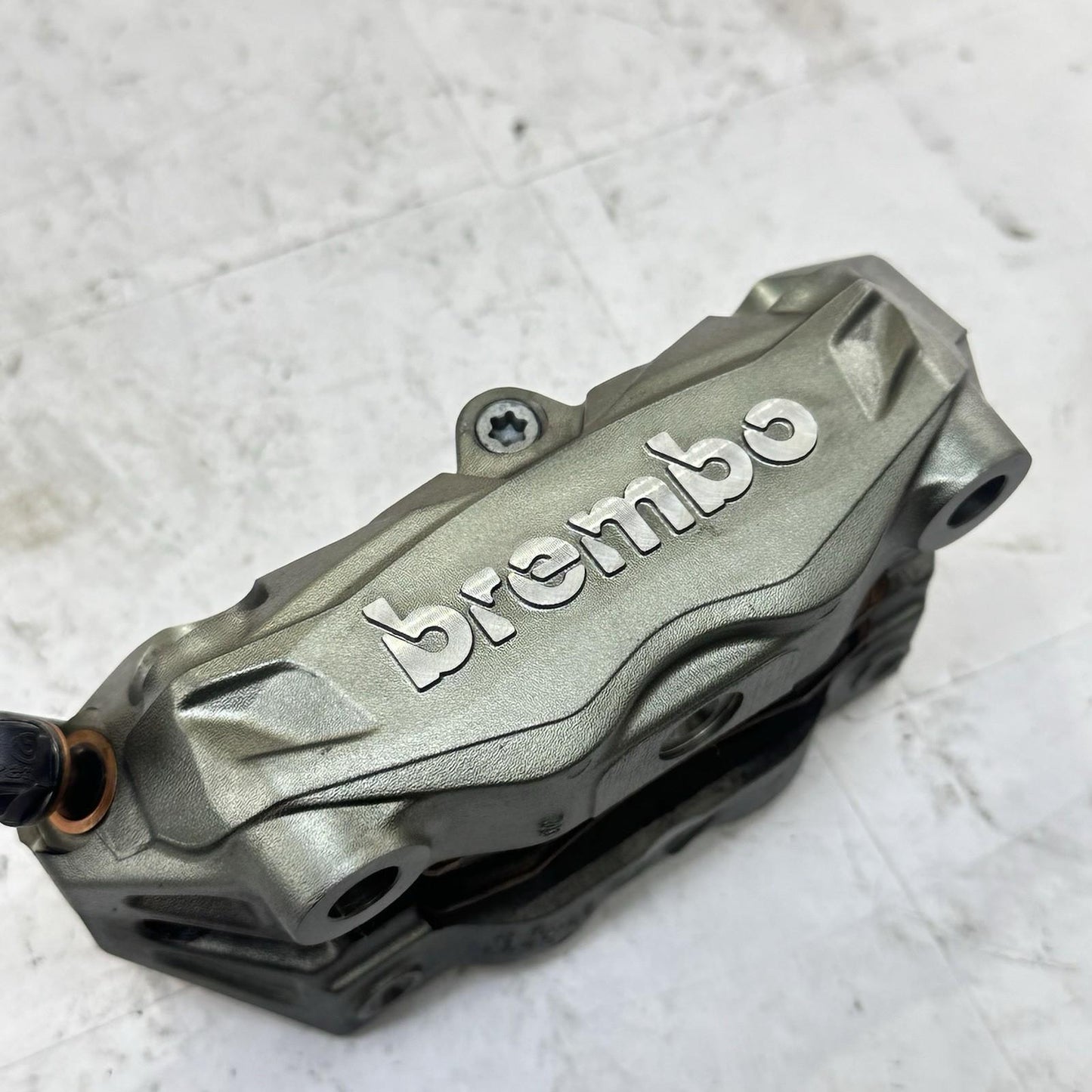 2016 - 2019 DUCATI 959 PANIGALE FRONT BRAKE CALIPERS PADS SET BREMBO *SCUFFED*