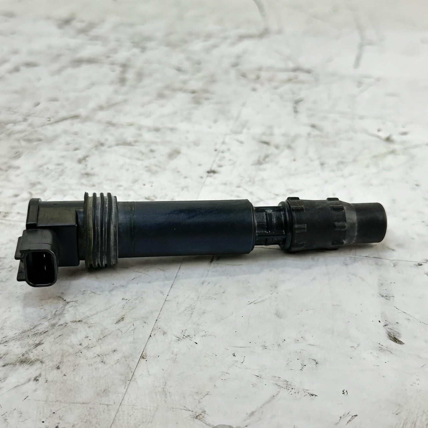 2013 - 2017 TRIUMPH DAYTONA 675 IGNITION COILS SPARK PLUG CAPS STICKS SET OEM