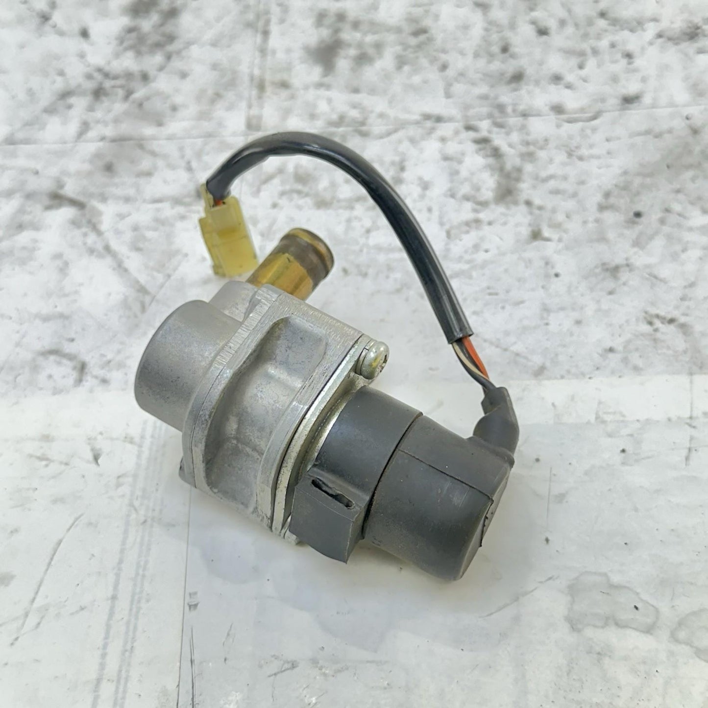 2013 - 2017 TRIUMPH DAYTONA 675 AIR INTAKE VALVE SOLENOID SWITCH