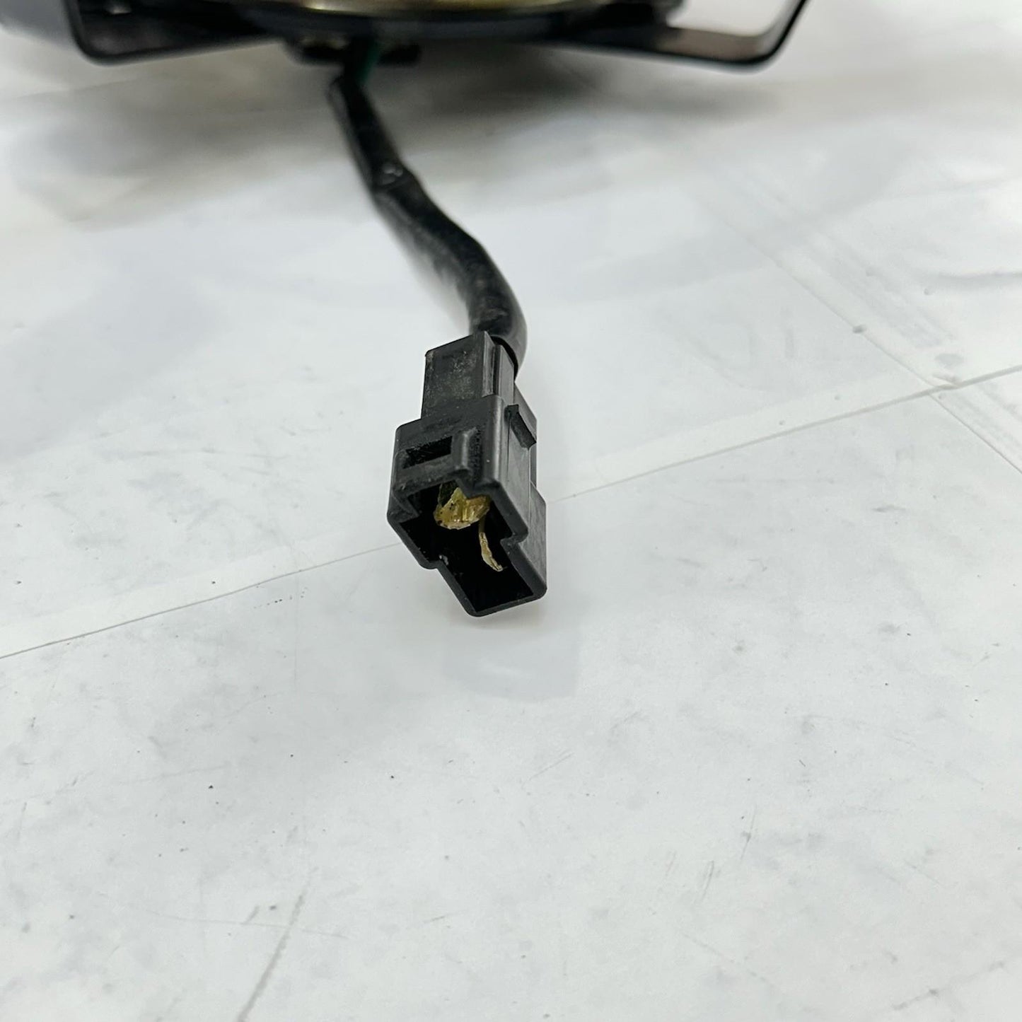 2013 - 2017 TRIUMPH DAYTONA 675 RADIATOR FAN ENGINE MOTOR COOLING BOLTS STOCK