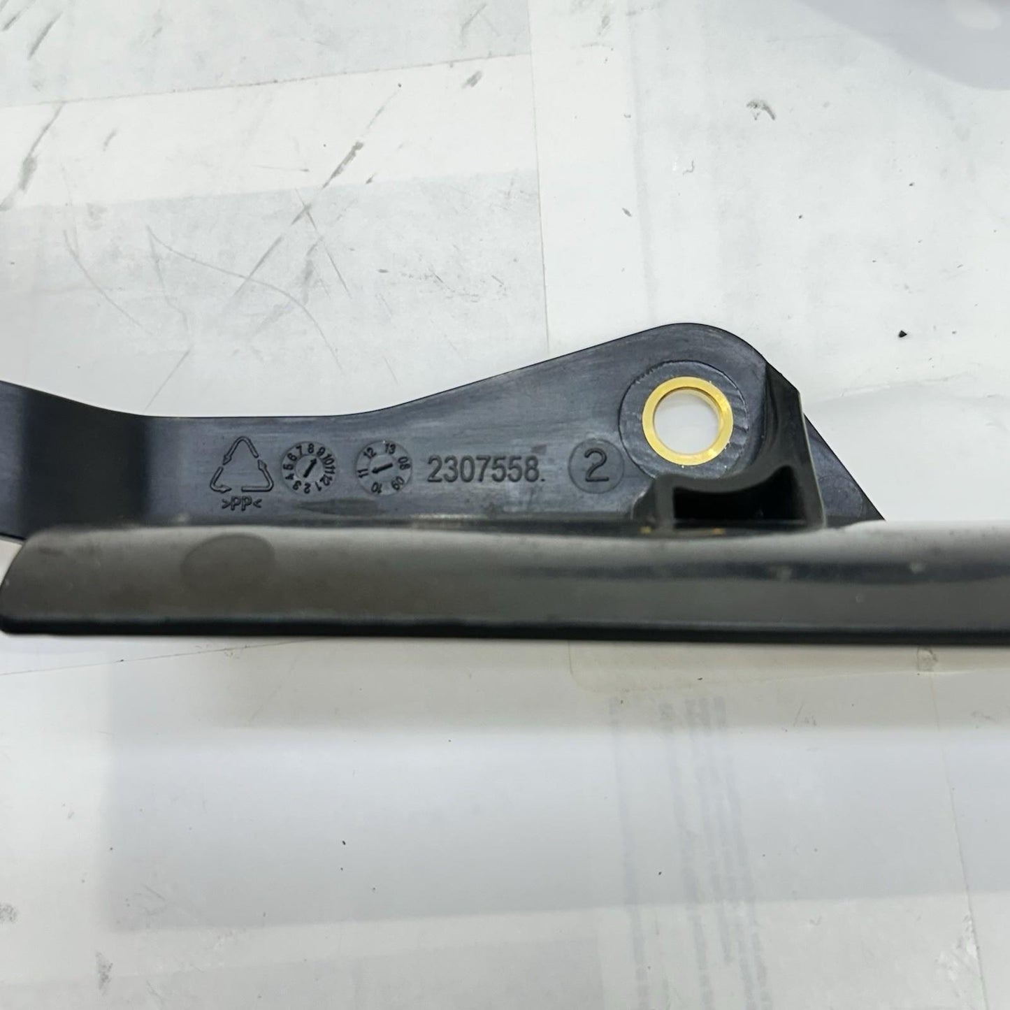 2013 - 2017 TRIUMPH DAYTONA 675 FRONT FORK GUARDS PROTECTORS FENDERS PLASTIC SET