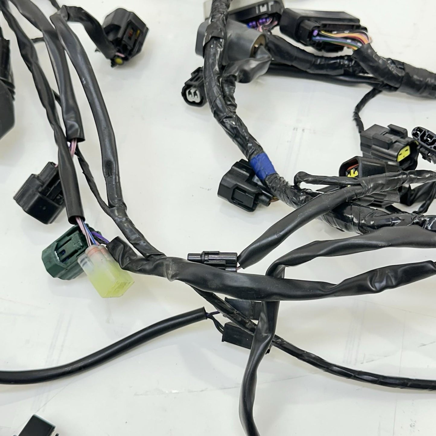 2013 - 2017 TRIUMPH DAYTONA 675 WIRING HARNESS MAIN ENGINE MOTOR WIRE LOOM STOCK