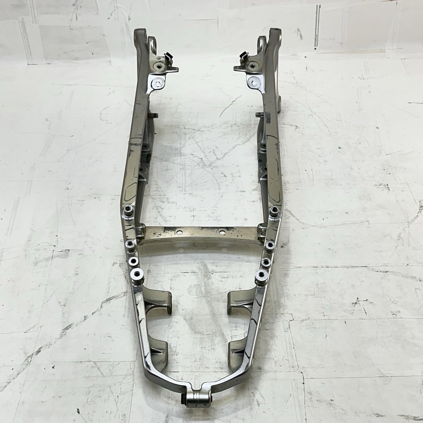 2017 - 2019 HONDA CBR 1000RR SP SUBFRAME UNDERTAIL LOWER REAR FRAME STOCK
