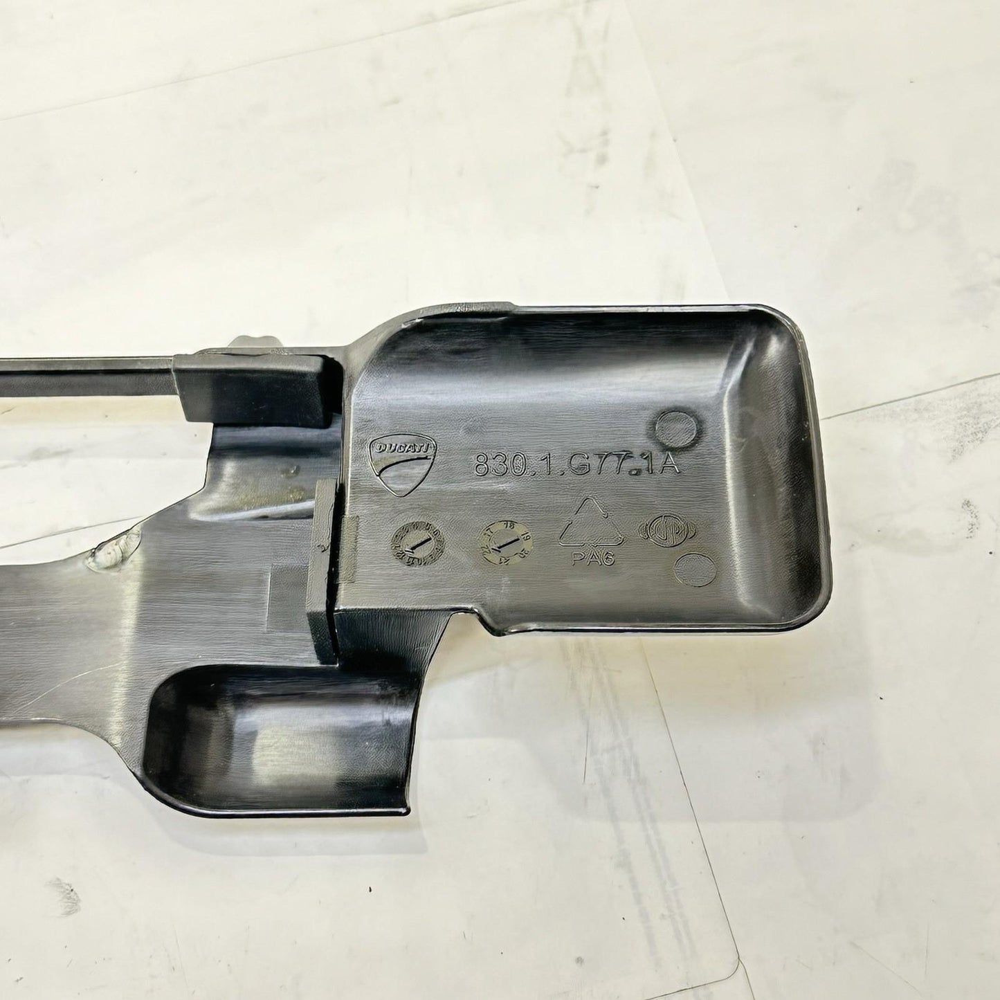 2018 - 2024 DUCATI PANIGALE V4S BATTERY TRAY HOLDER COVER HOUSING PLASTIC