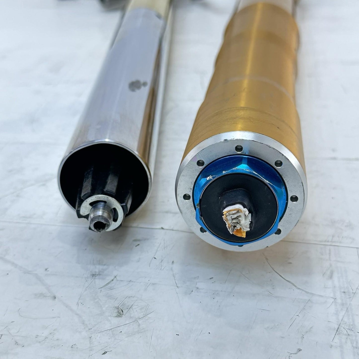 2018 - 2024 DUCATI PANIGALE V4S FRONT FORKS SUSPENSION ABSORBER OHLINS *DAMAGED*