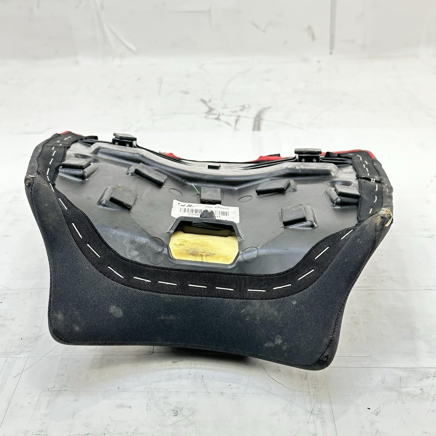 2018 - 2024 DUCATI PANIGALE V4S DRIVER SEAT FRONT SADDLE RED BLACK STOCK