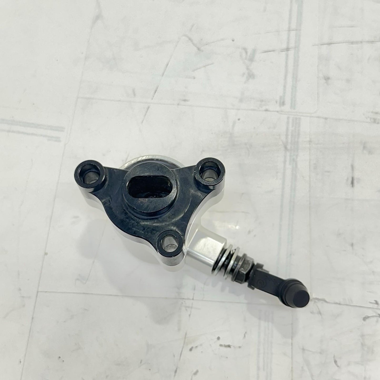 2016 - 2019 DUCATI 959 PANIGALE CLUTCH SLAVE CYLINDER ROD HARDWARE BOLTS