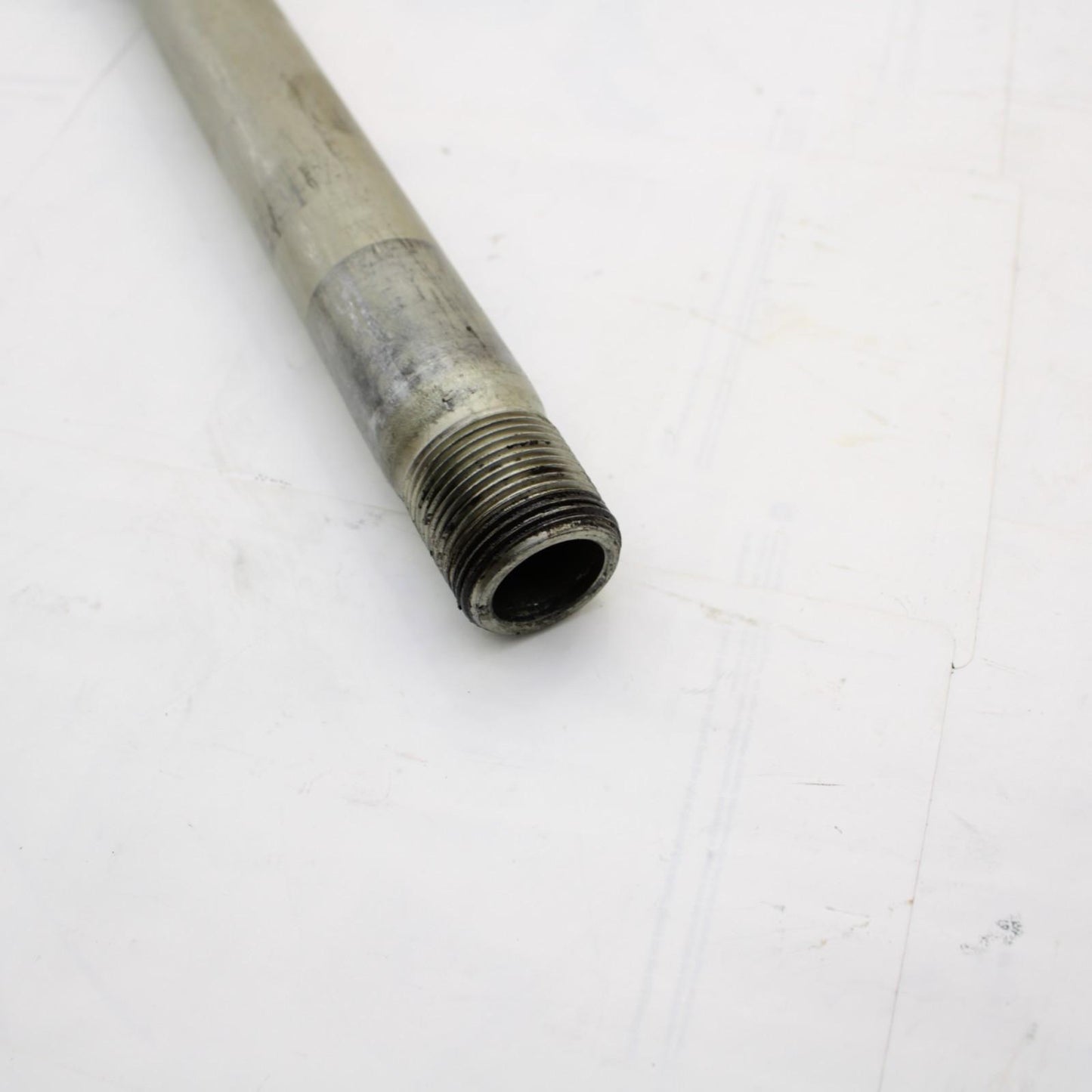 2017 - 2024 SUZUKI GSXR 1000 R FRONT AXLE WHEEL RIM PIVOT BOLT STOCK SILVER