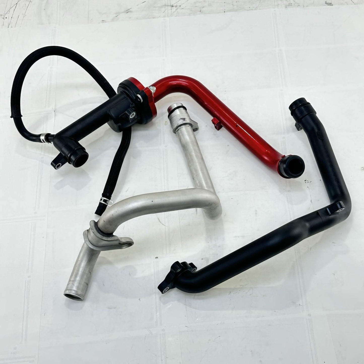 2016 - 2019 YAMAHA YZF R1 WATER PUMP HOSES COOLANT LINES PIPES ENGINE MOTOR SET