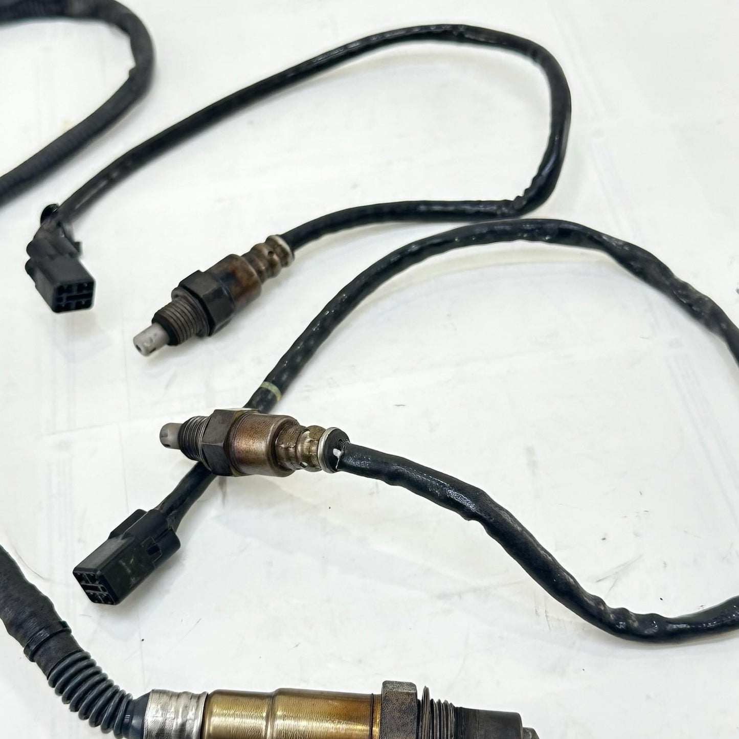 2016 - 2019 YAMAHA YZF R1 O2 OXYGEN SENSORS EXHAUST EMISSION LAMBDA WIRES SET