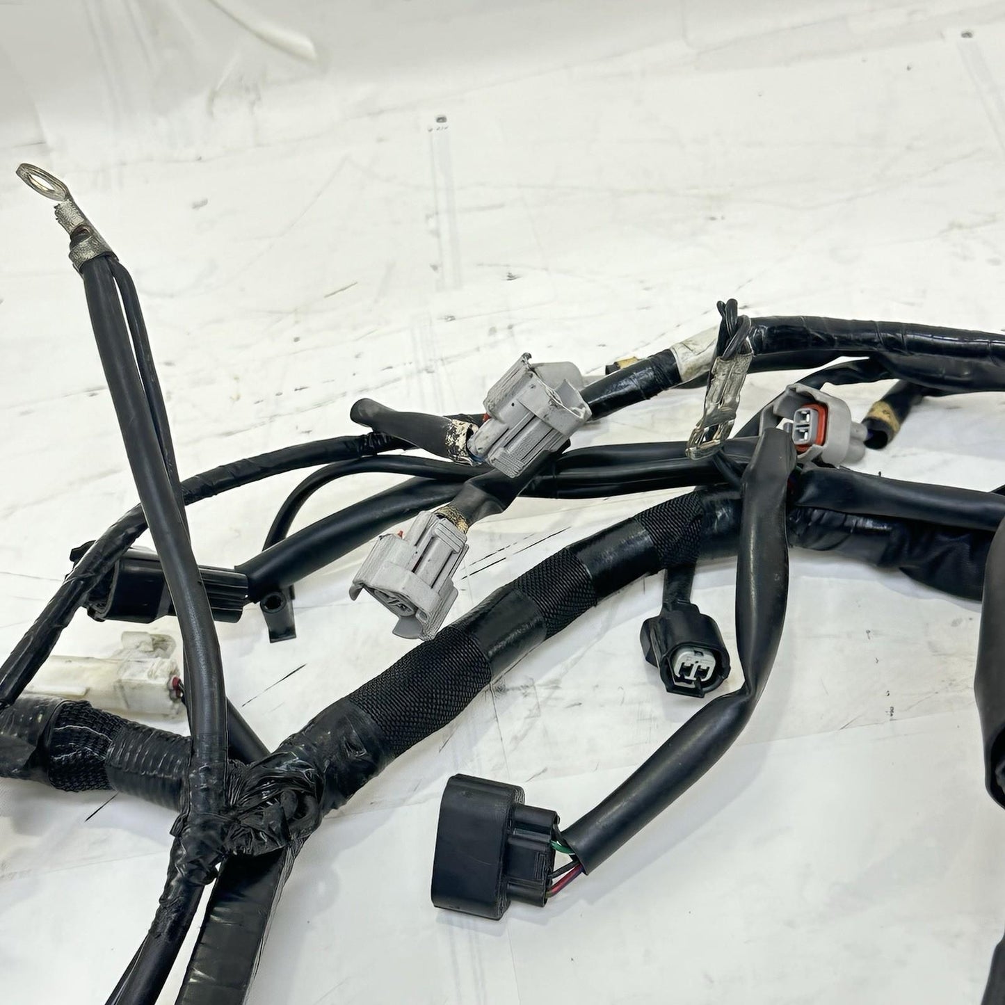 2016 - 2019 YAMAHA YZF R1 MAIN WIRING HARNESS ENGINE MOTOR WIRE LOOM STOCK