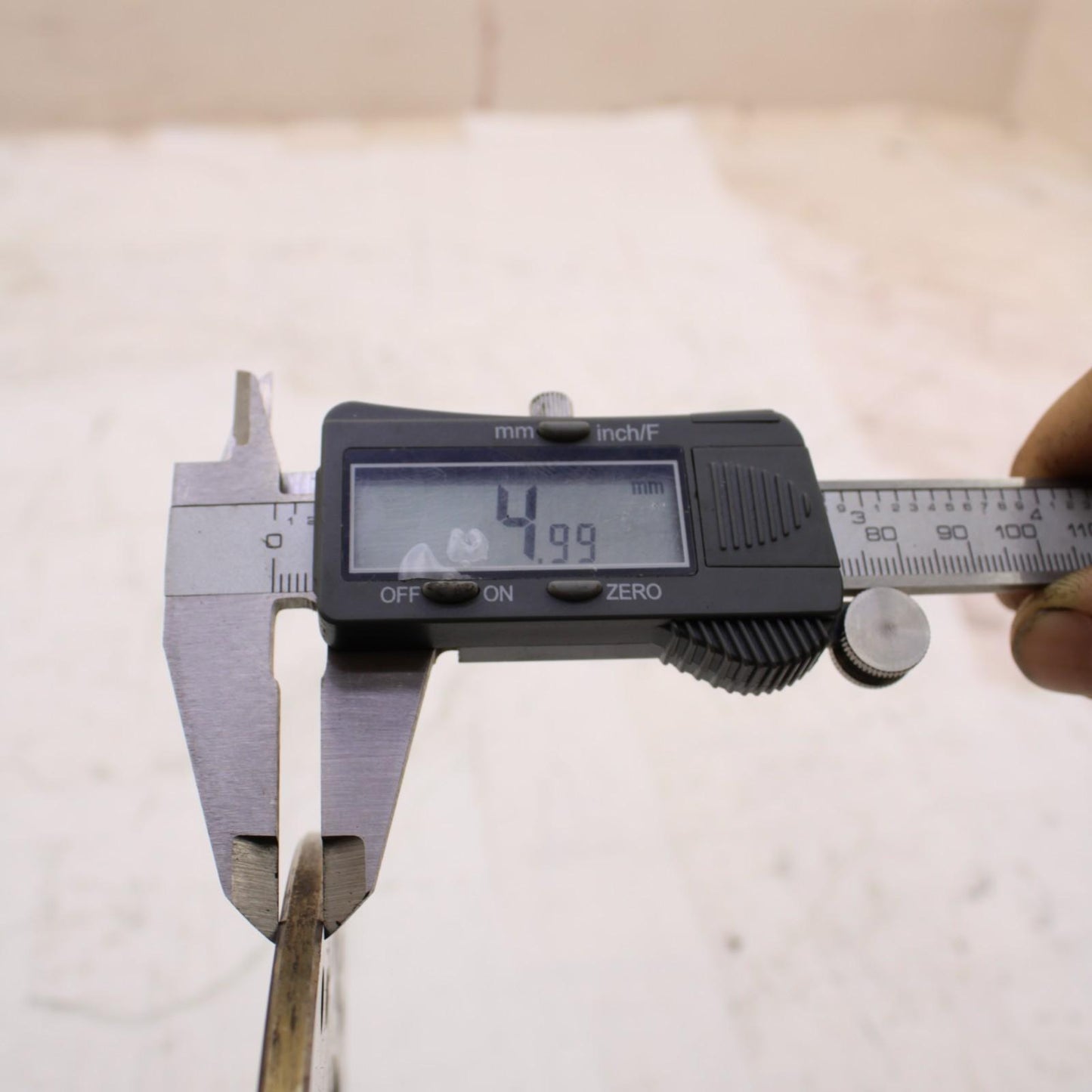 2009 - 2012 Triumph Daytona 675 675R REAR BRAKE ROTOR BRAKING DISC STRAIGHT OEM