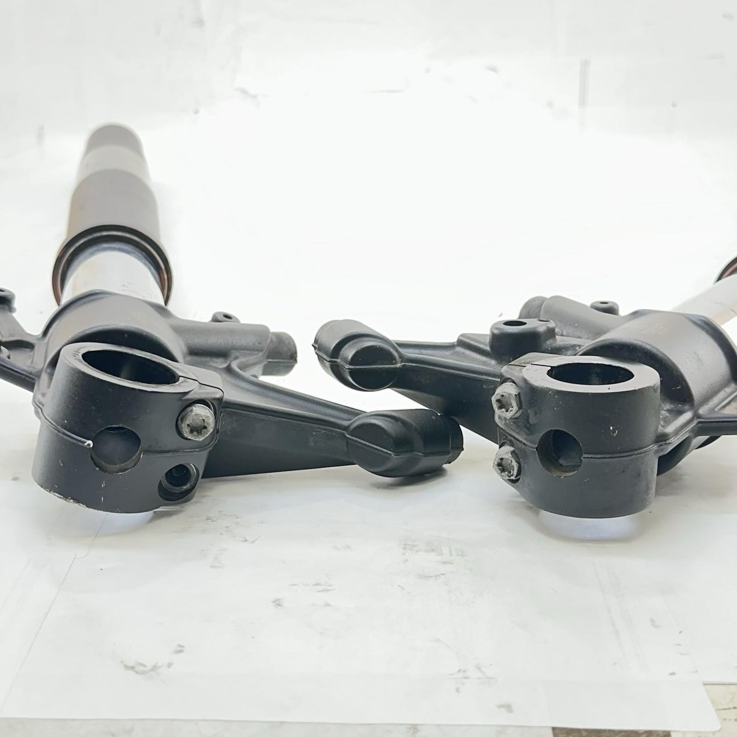 2017 - 2019 KTM 1290 SUPER DUKE R FRONT FORKS SUSPENSION TUBES ABSORBERS WP