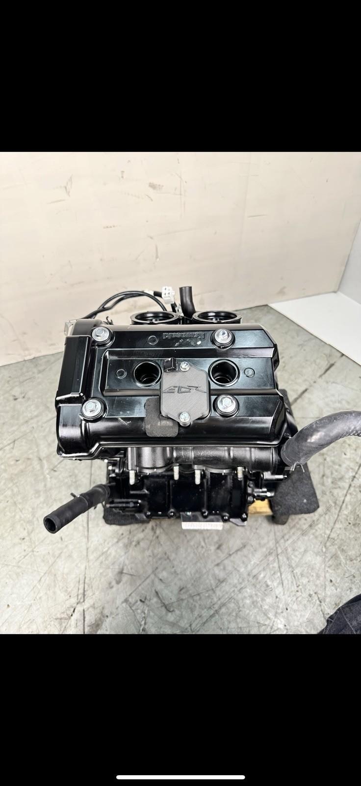 2020 - 2025 KAWASAKI EX650 ENGINE COMPLETE MOTOR TESTED STOCK *30 DAY WARRANTY*