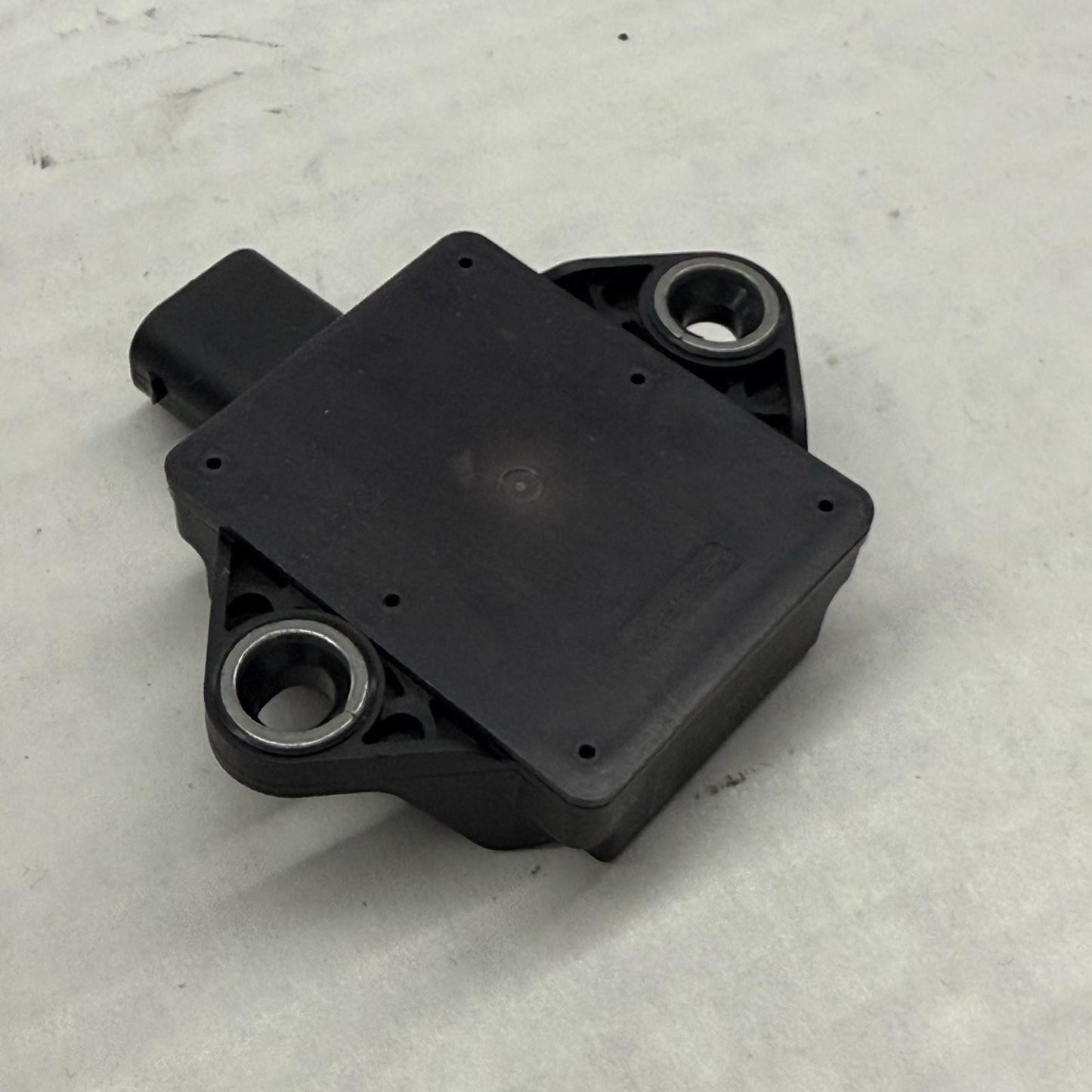 2017 - 2025 SUZUKI GSXR1000 / GSXR 1000R INERTIAL TRACTION CONTROL SENSOR STOCK