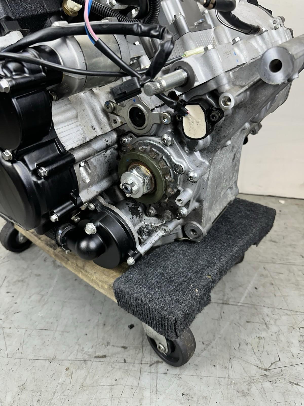 2011 - 2025 SUZUKI GSXR 600 ENGINE MOTOR 5000 MILES TRANSMISSON CRANK CASE STOCK