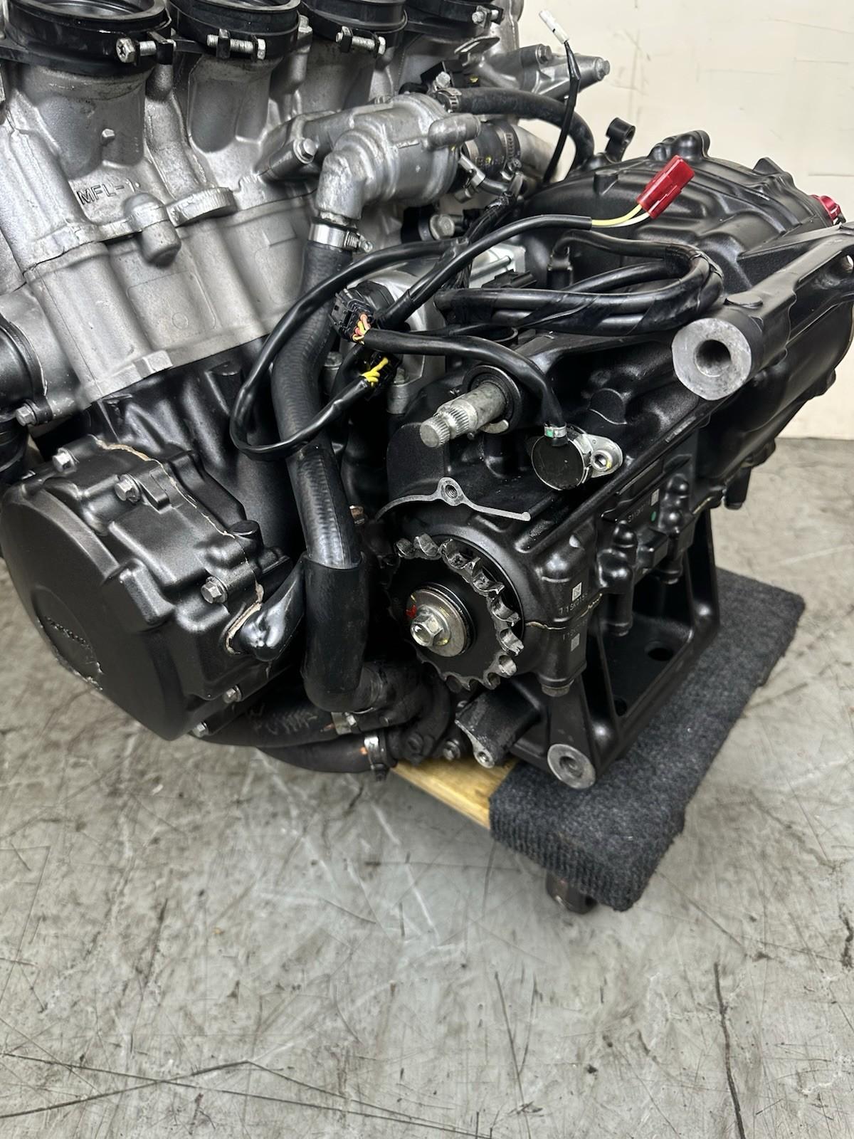 2012 - 2016 HONDA CBR1000RR ENGINE MOTOR COMPLETE STOCK TESTED *GOOD COMPRESION*