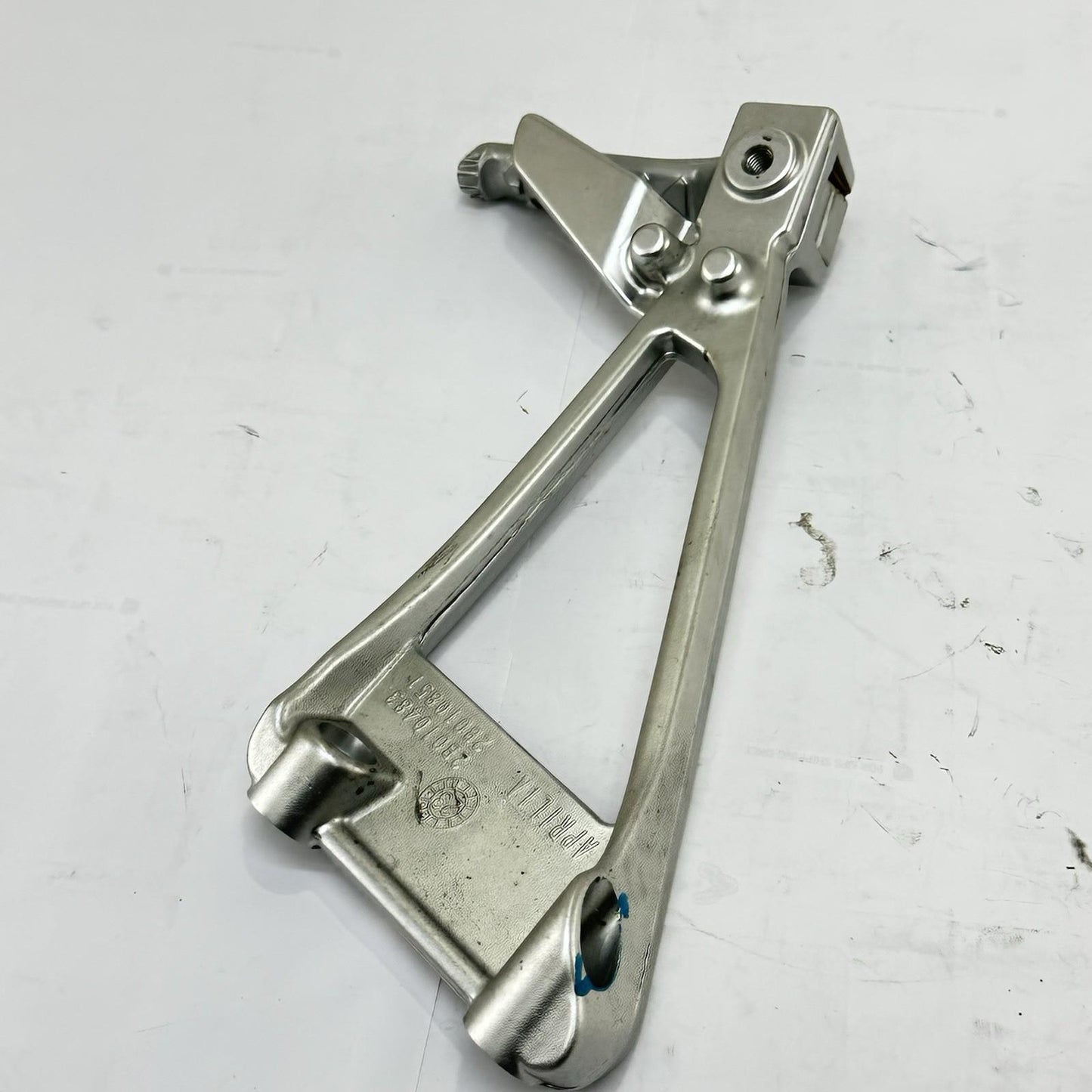 2021 - 2026 APRILIA RS 660 PASSENGER PEGS REAR FOOT REST LEFT RIGHT SET BOLTS