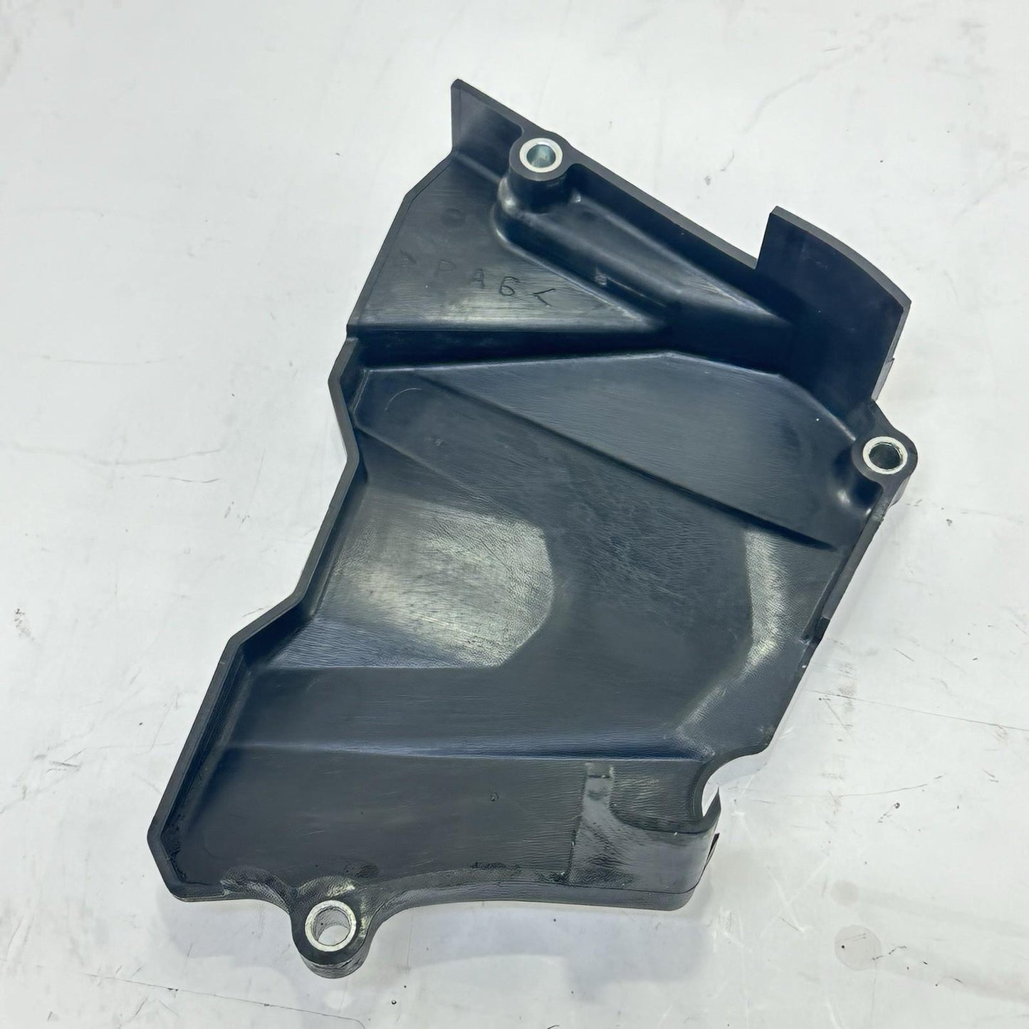 2003 - 2005 YAMAHA YZF R6 SPROCKET COVER CHAIN DRIVE GUARD PLASTIC PANEL BLACK