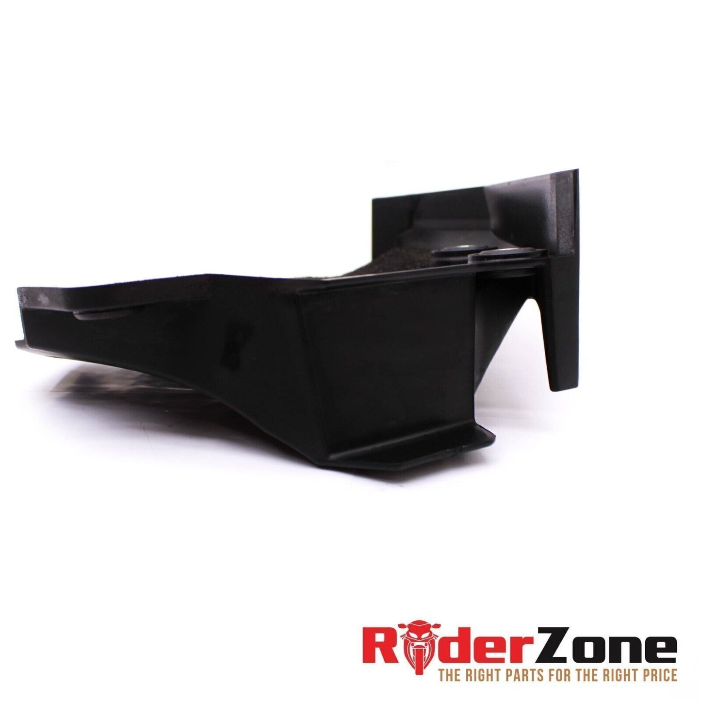 2014 - 2016 YAMAHA FZ09 SPROCKET COVER FRONT ENGINE CHAIN GUARD BLACK PLASTIC OE