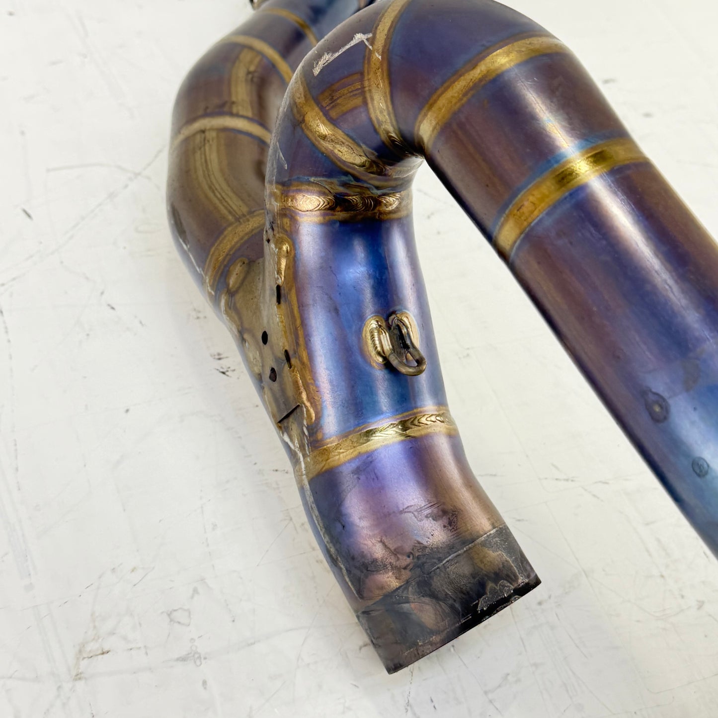 2014 - 2016 KTM 1290 SUPER DUKE R EXHAUST MUFFLER PIPE HEADER MANIFOLD AKRAPOVIC