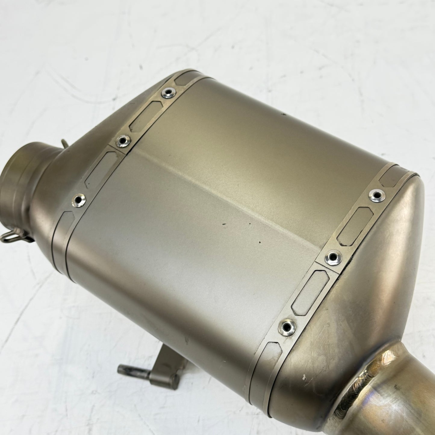 2014 - 2016 KTM 1290 SUPER DUKE R EXHAUST MUFFLER PIPE HEADER MANIFOLD AKRAPOVIC