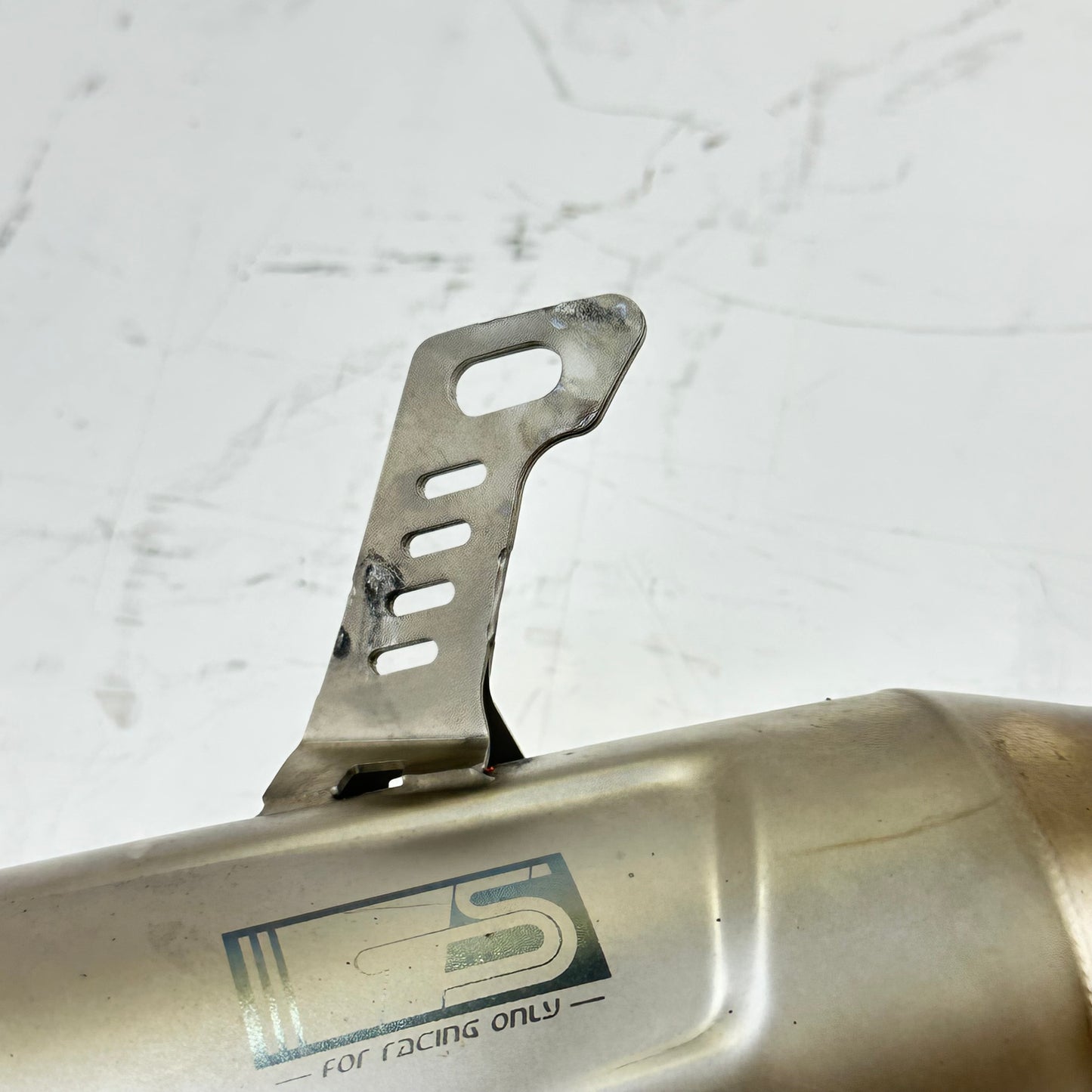 2008 - 2010 SUZUKI GSXR 600 GSXR 750 EXHAUST MUFFLER RACING AFTERMARKET *SCUFFED*
