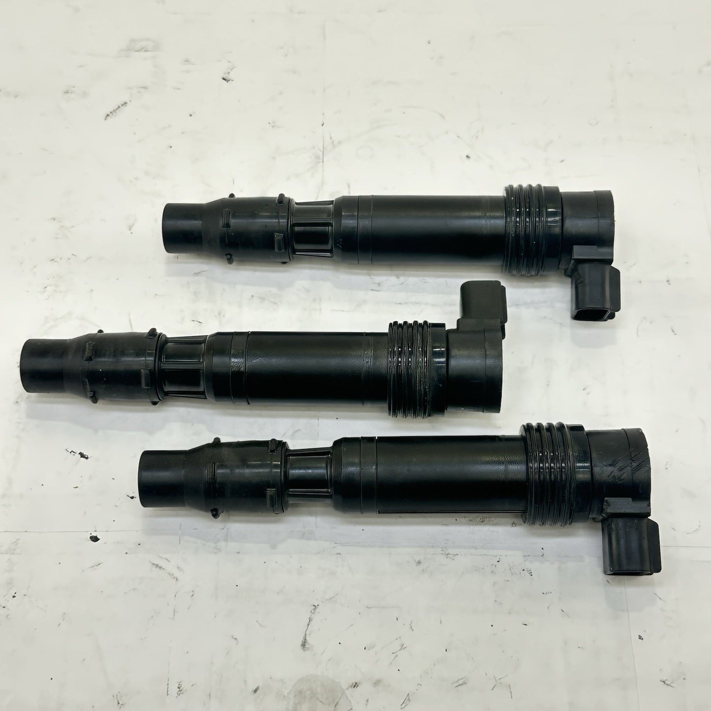 2013 - 2017 TRIUMPH DAYTONA 675R IGNITION COILS SPARK PLUG CAPS STICKS SET STOCK