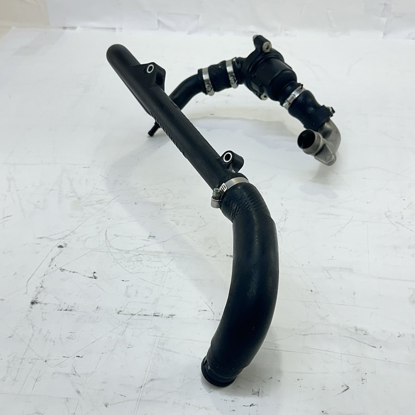 2009 - 2014 YAMAHA YZF R1 RADIATOR HOSE PIPE LINE THERMOSTAT ENGINE COOLING