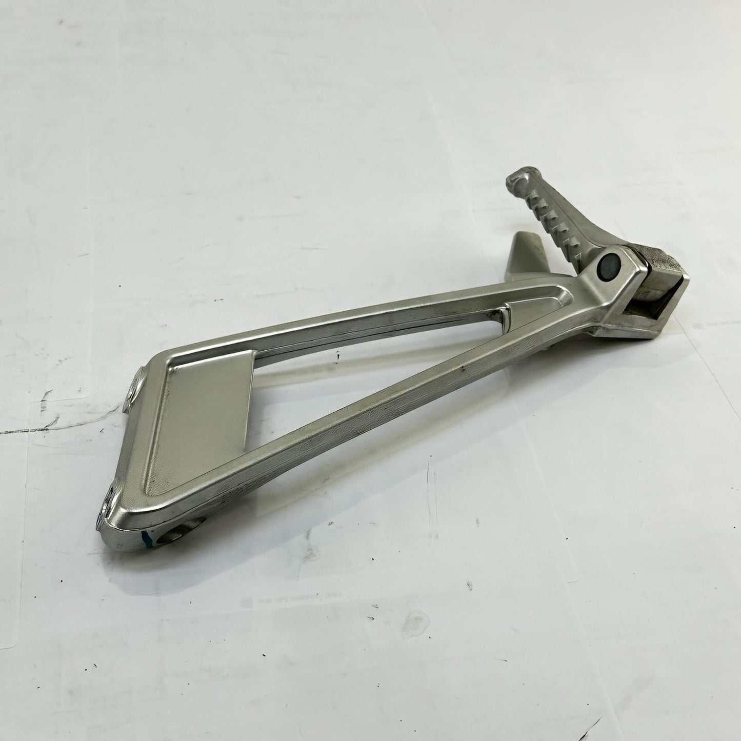 2021 - 2026 APRILIA RS 660 PASSENGER PEGS REAR FOOT REST LEFT RIGHT SET BOLTS