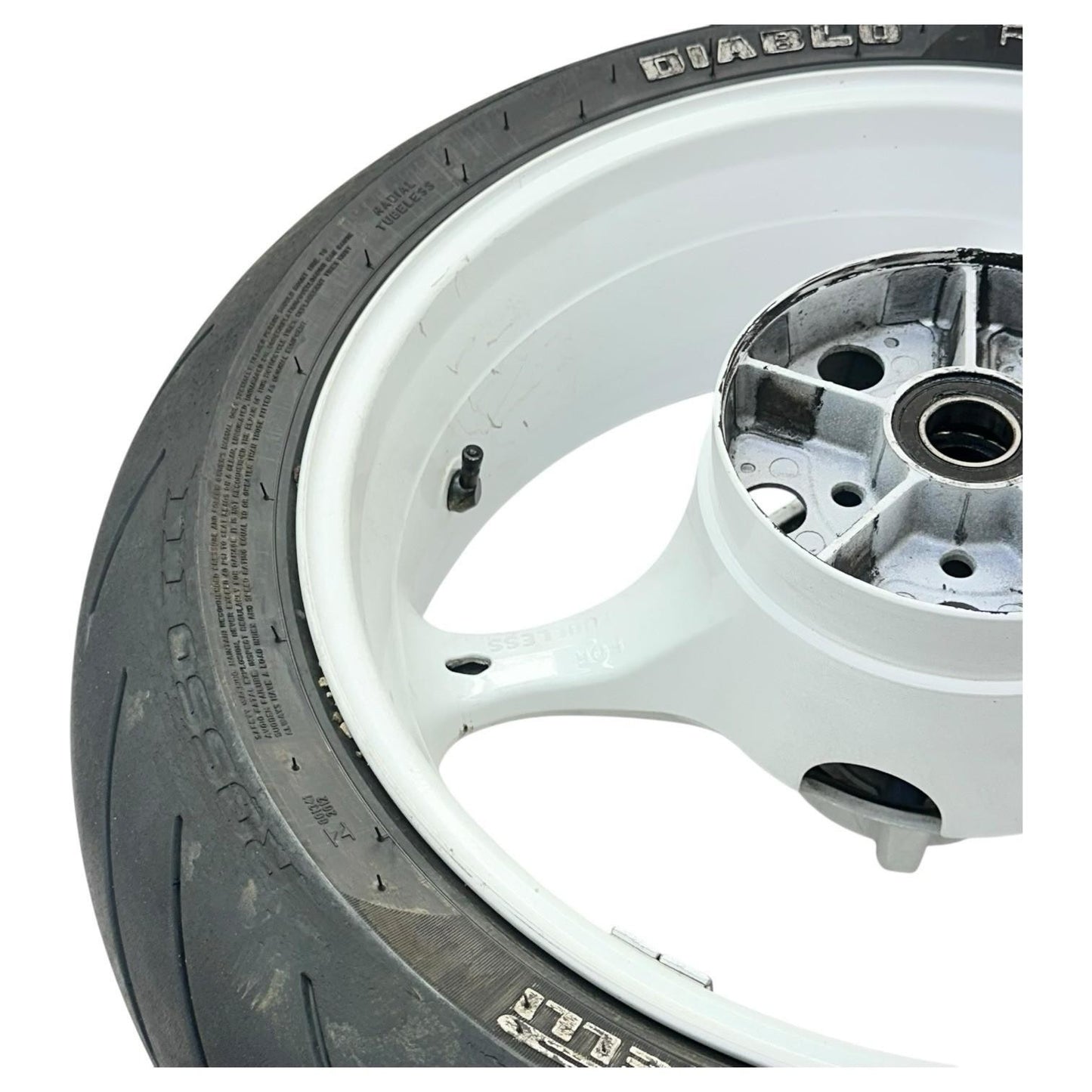 2007 2008 SUZUKI GSXR 1000 REAR WHEEL BACK RIM TIRE RUBBER HUB WHITE STOCK OEM