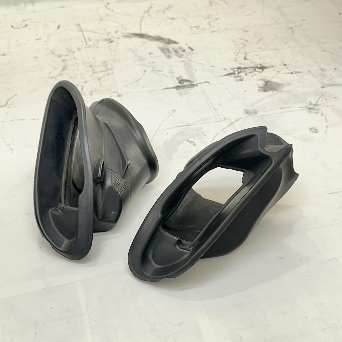 2009 - 2014 YAMAHA YZF R1 RAM INLET DUCT SIDE LEFT RIGHT AIR INTAKE SET STOCK
