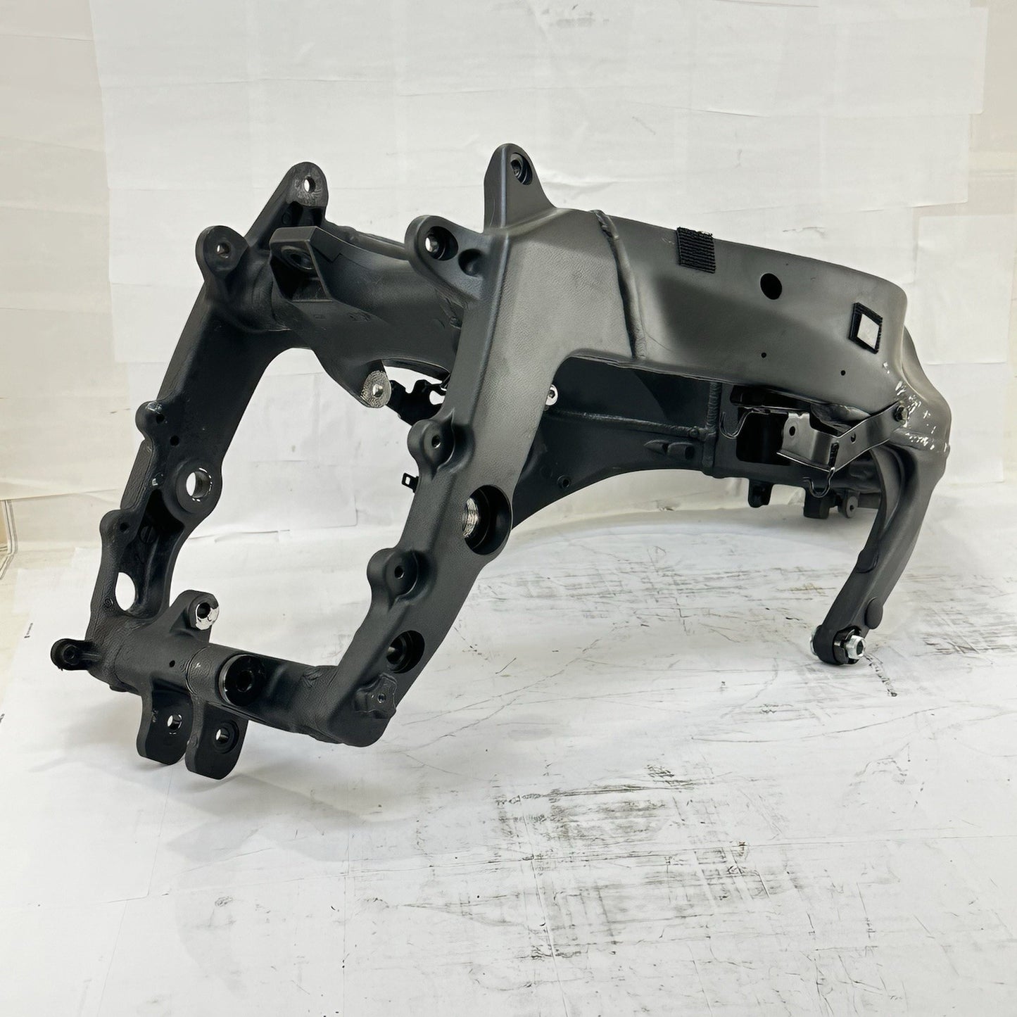 2024 - 2026 KAWASAKI NINJA ZX6R MAIN FRAME BODY CHASSIS BLACK STOCK