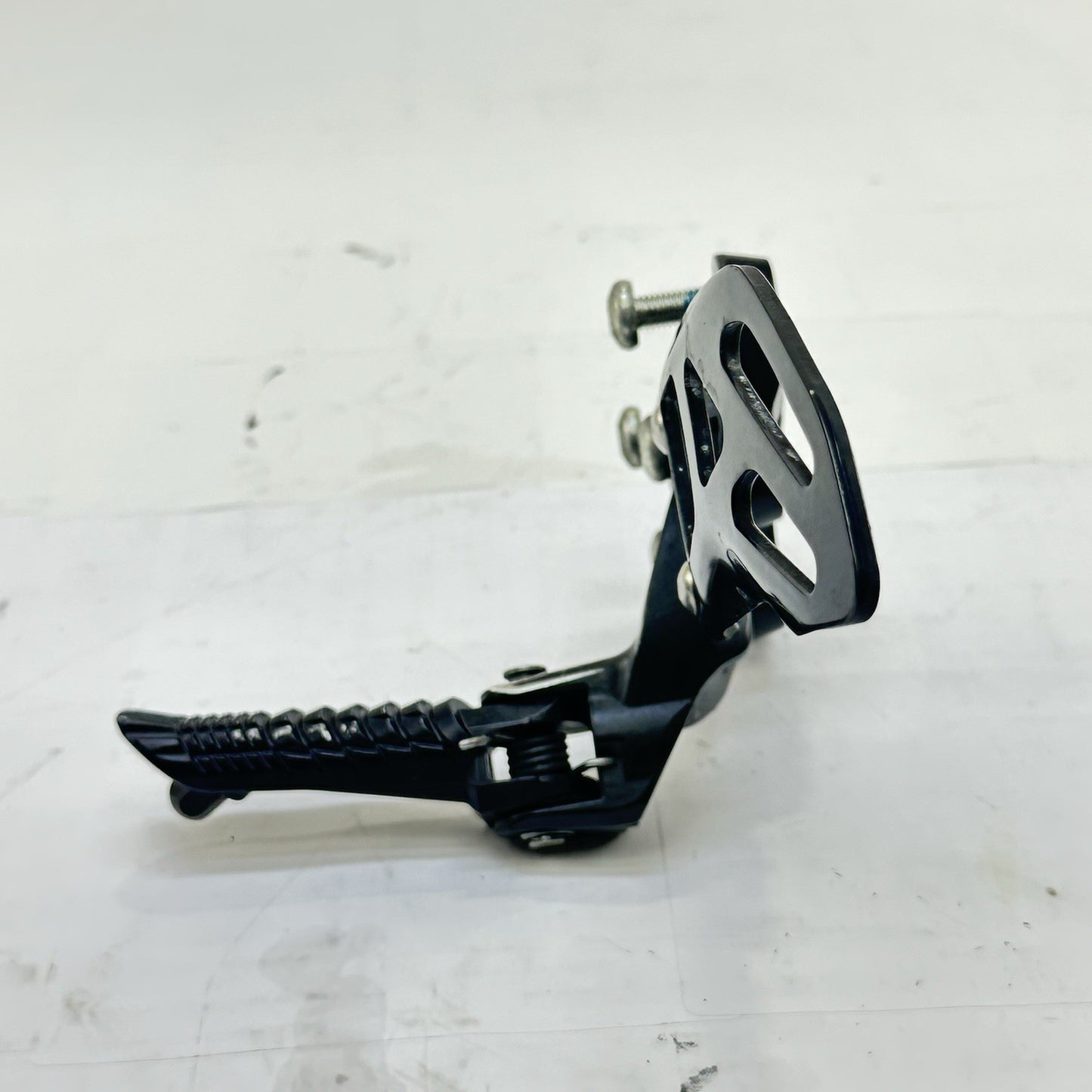 2011 - 2026 SUZUKI GSXS 600 GSXR 750 LEFT REAR SET FOOT LEG REST PEG BLACK