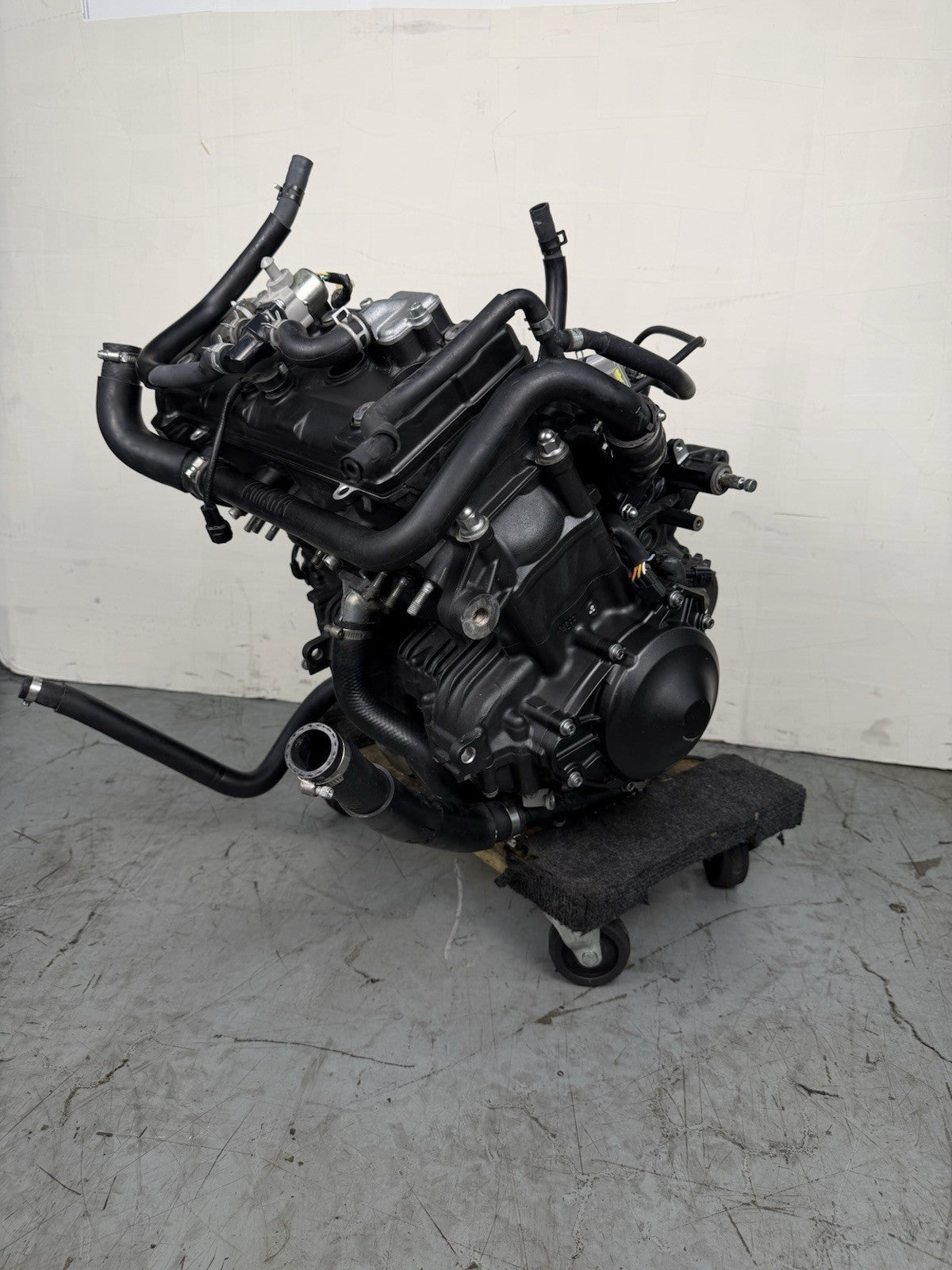 2009 - 2014 YAMAHA YZF R1 ENGINE MOTOR 30 DAY WARRANTY GUARANTEED BLACK STOCK