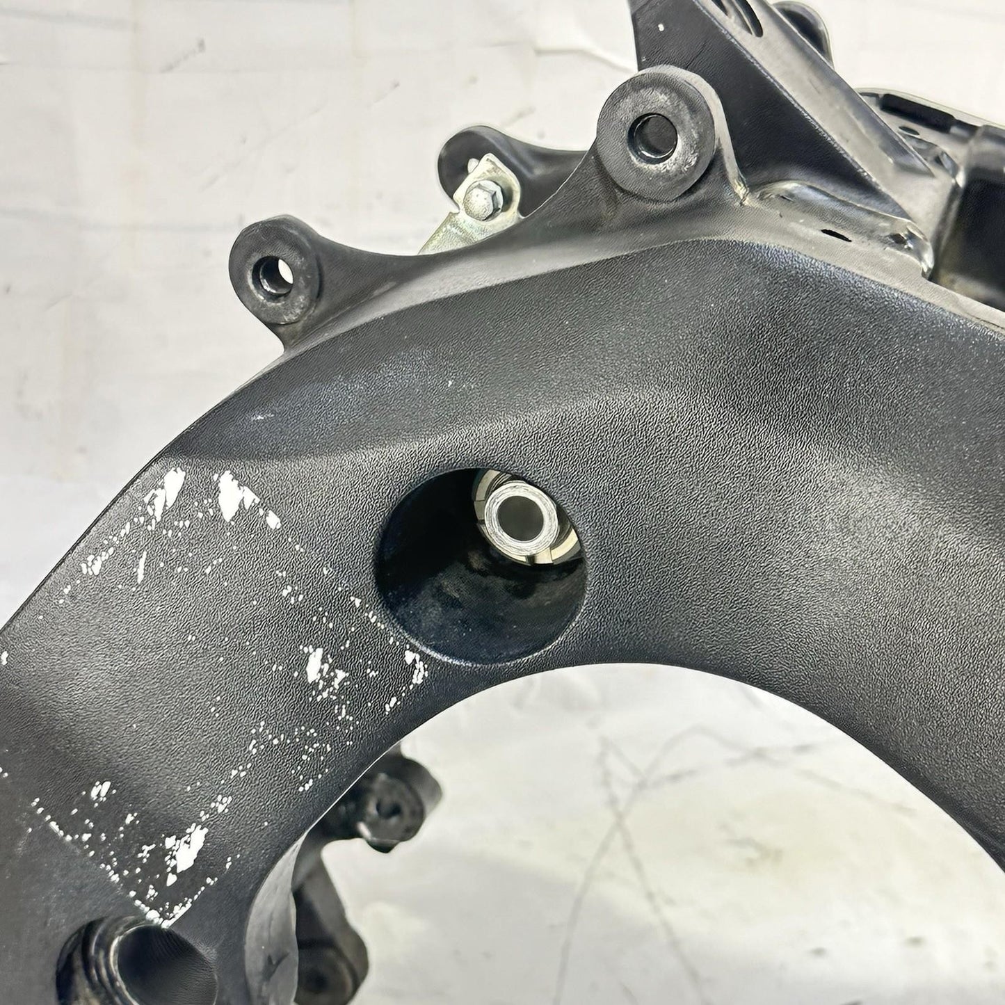 2006 2007 SUZUKI GSXR 600 GSXR 750 MAIN FRAME BODY CHASSIS BLACK STOCK